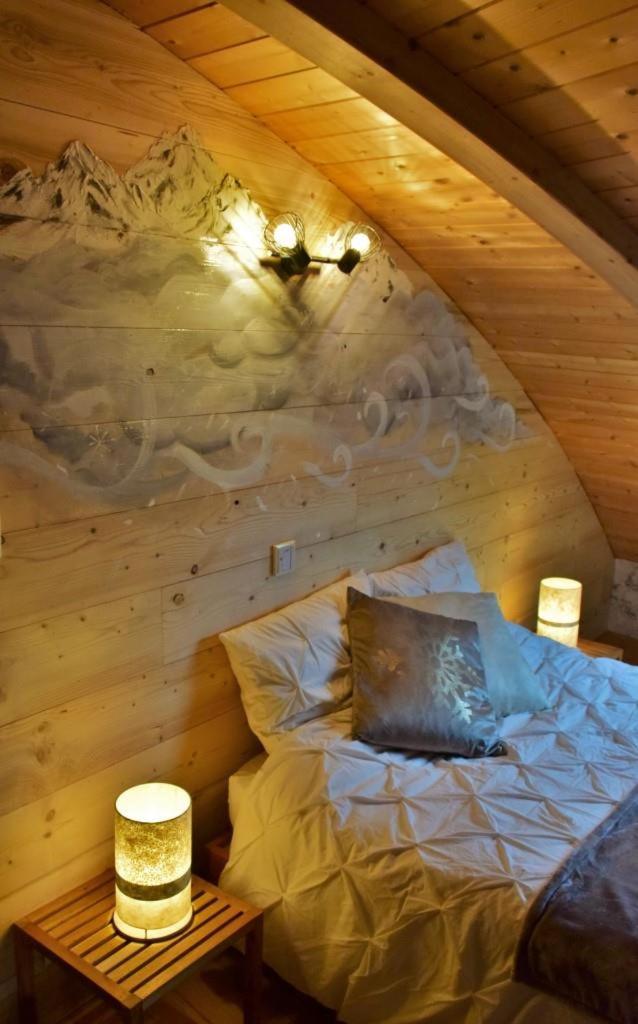 Double Room with Private Bathroom - Photo 14