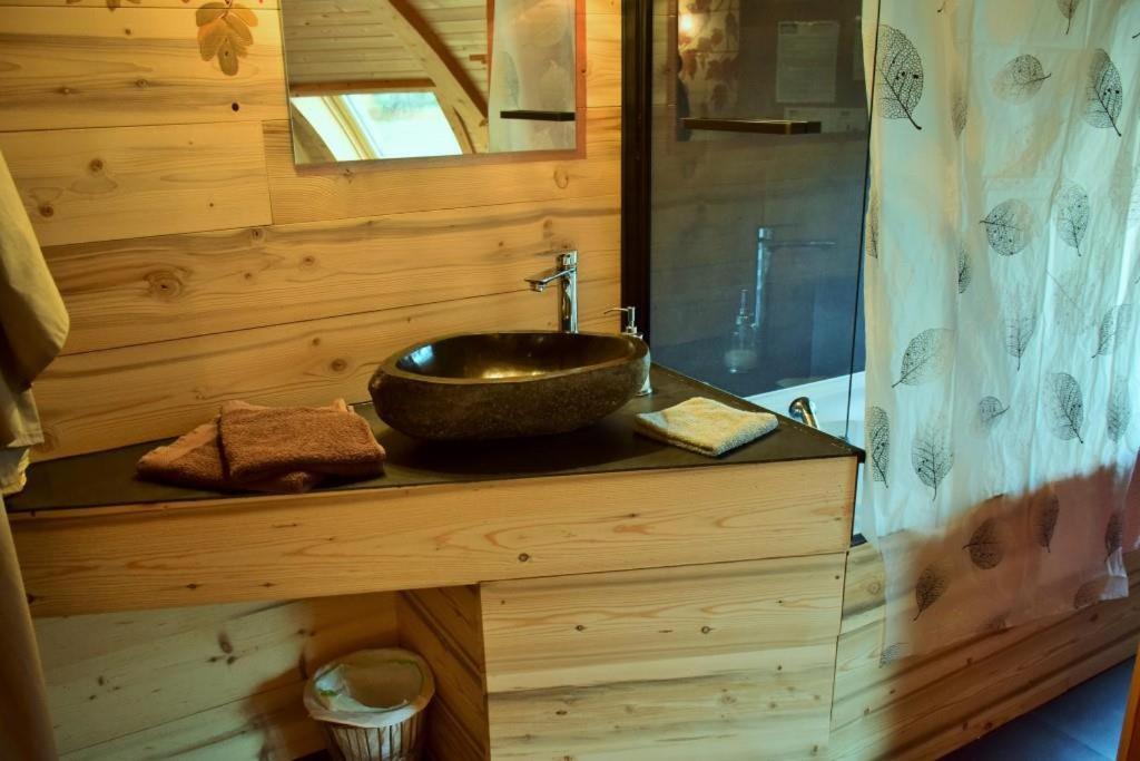 Double Room with Private Bathroom - Photo 2