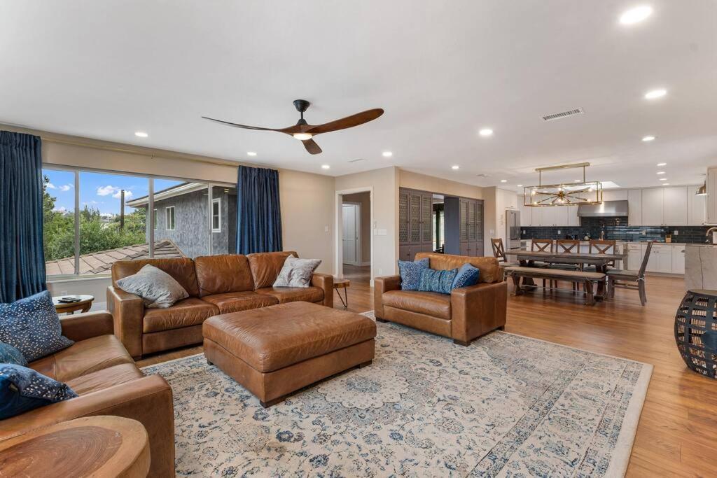 Four-Bedroom House photo 2