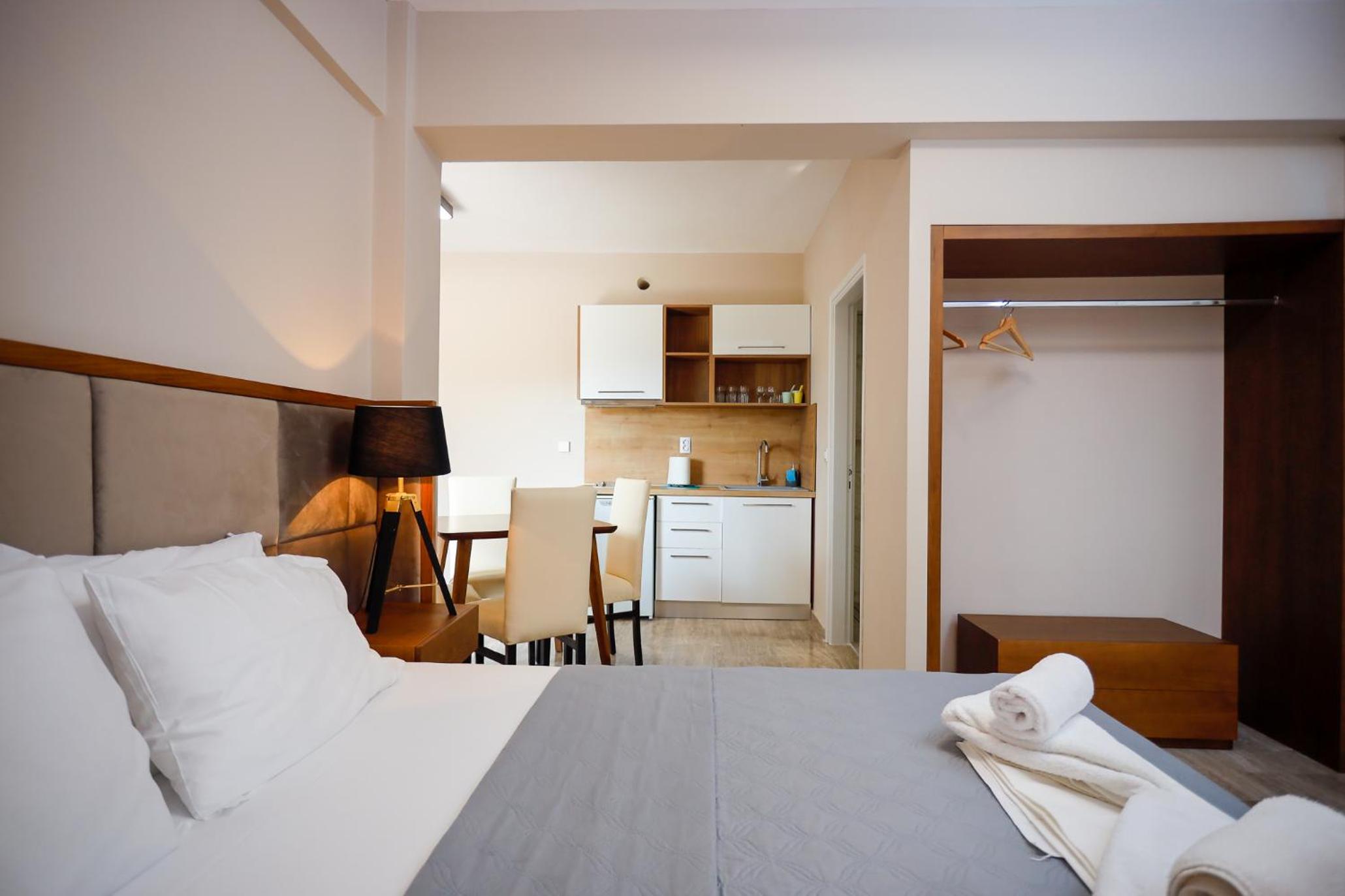 Apartment with Mountain View photo 2