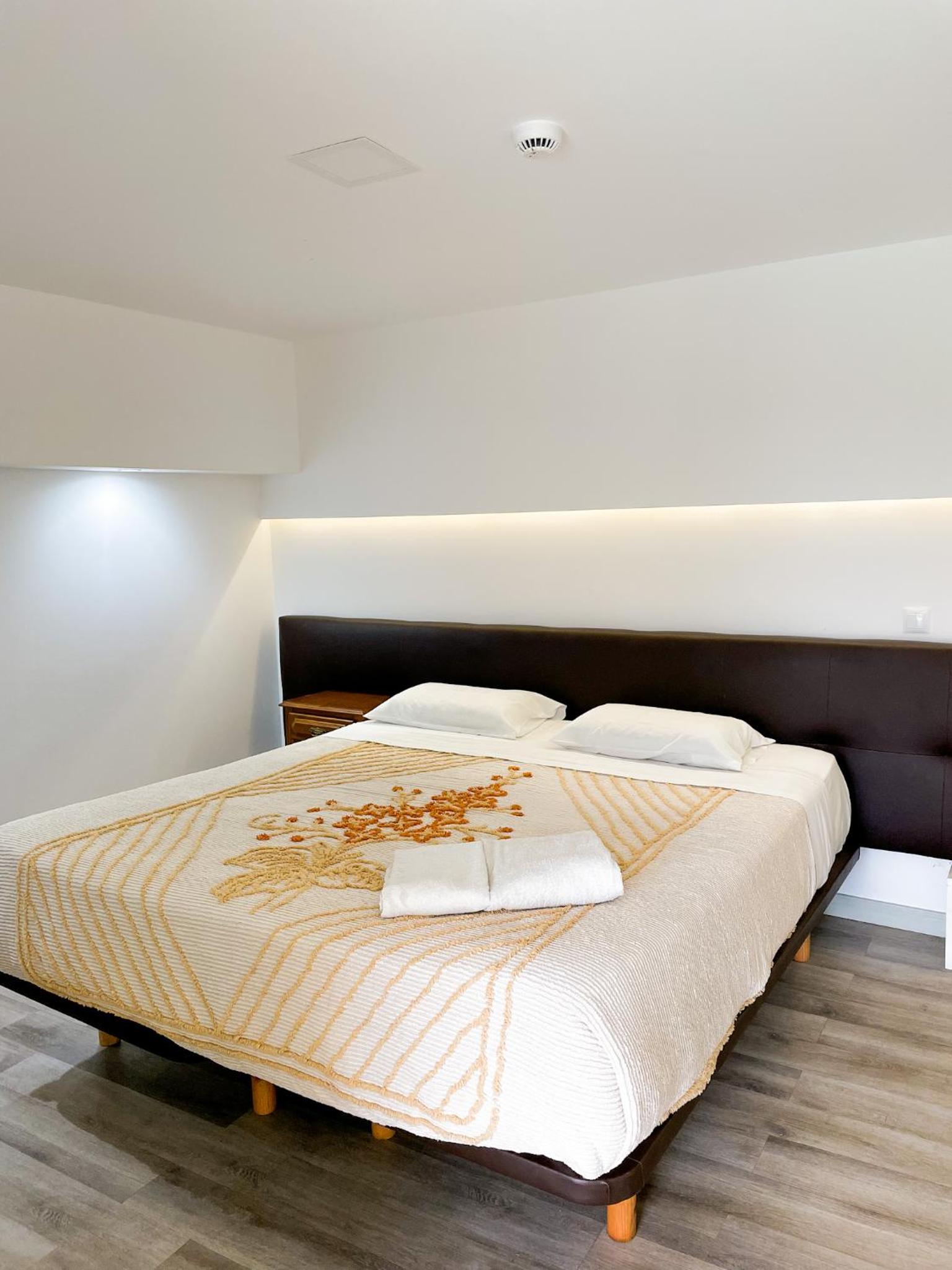 Double Room with Pool View photo 1