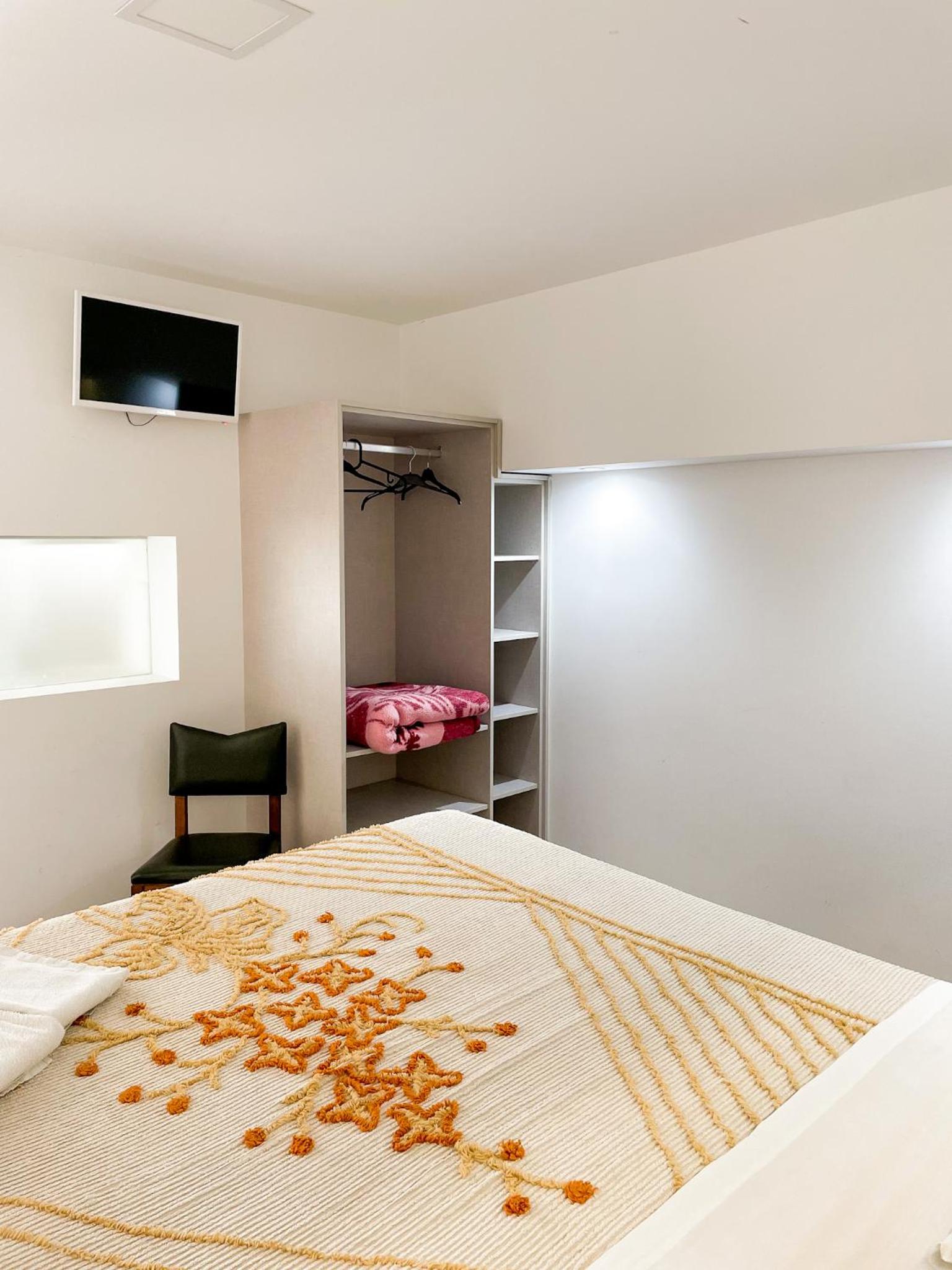 Double Room with Pool View photo 2