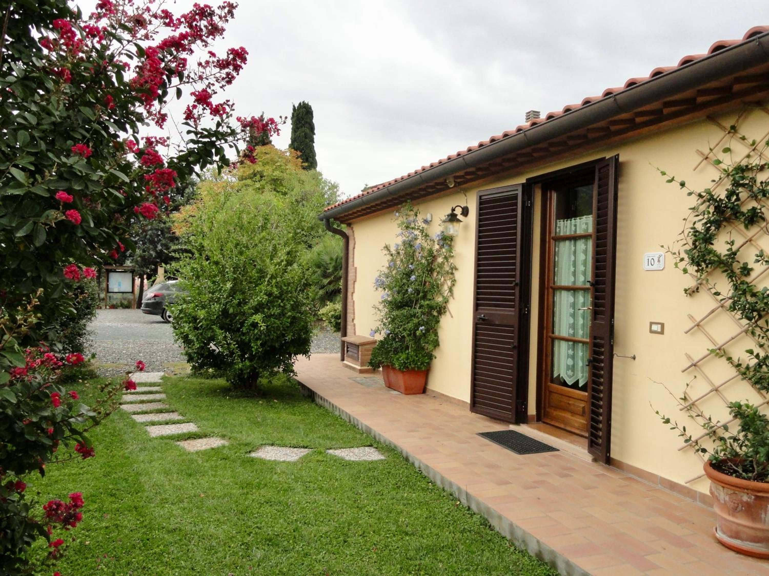 One-Bedroom House photo 2