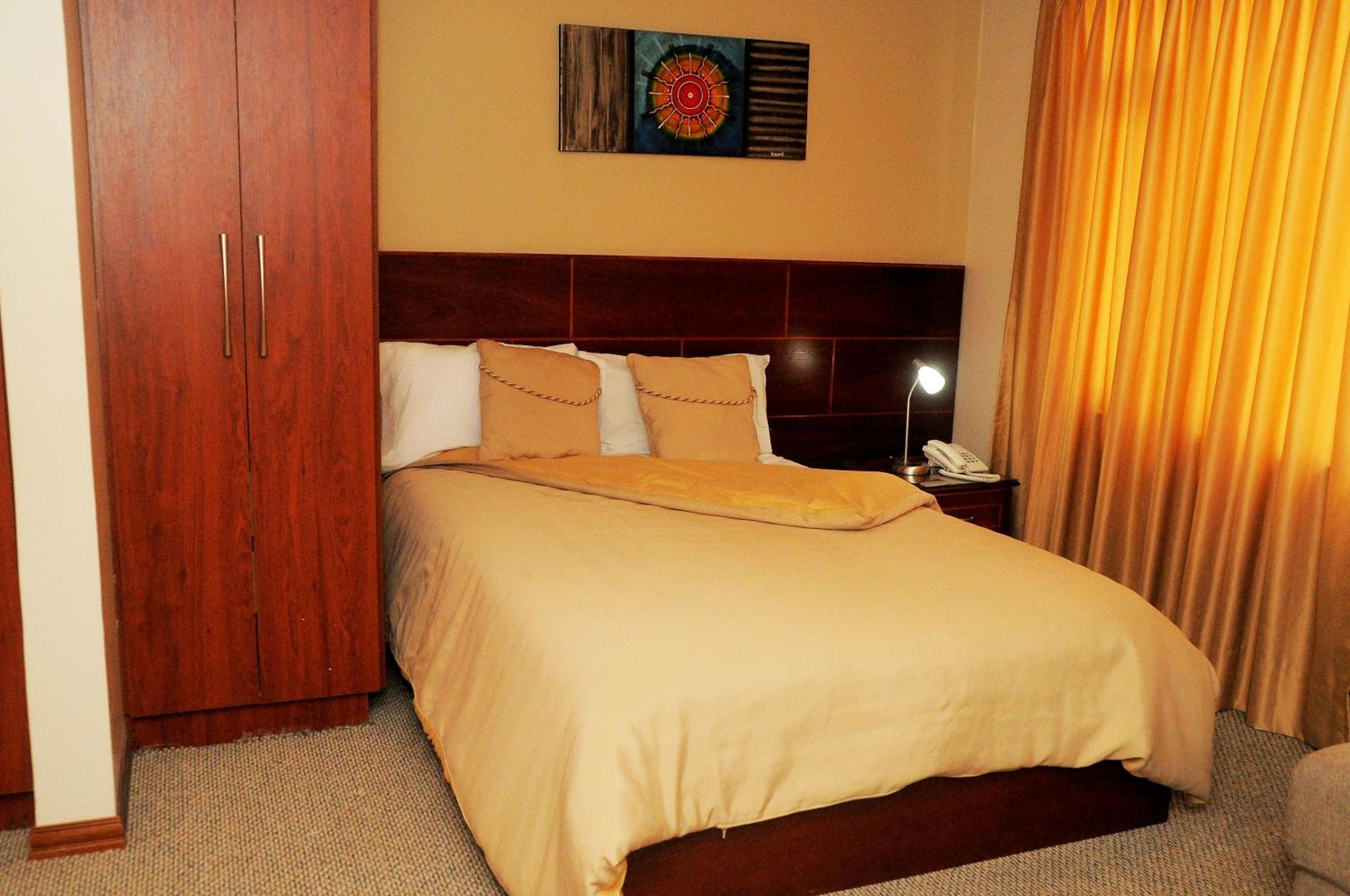 Suite photo 1