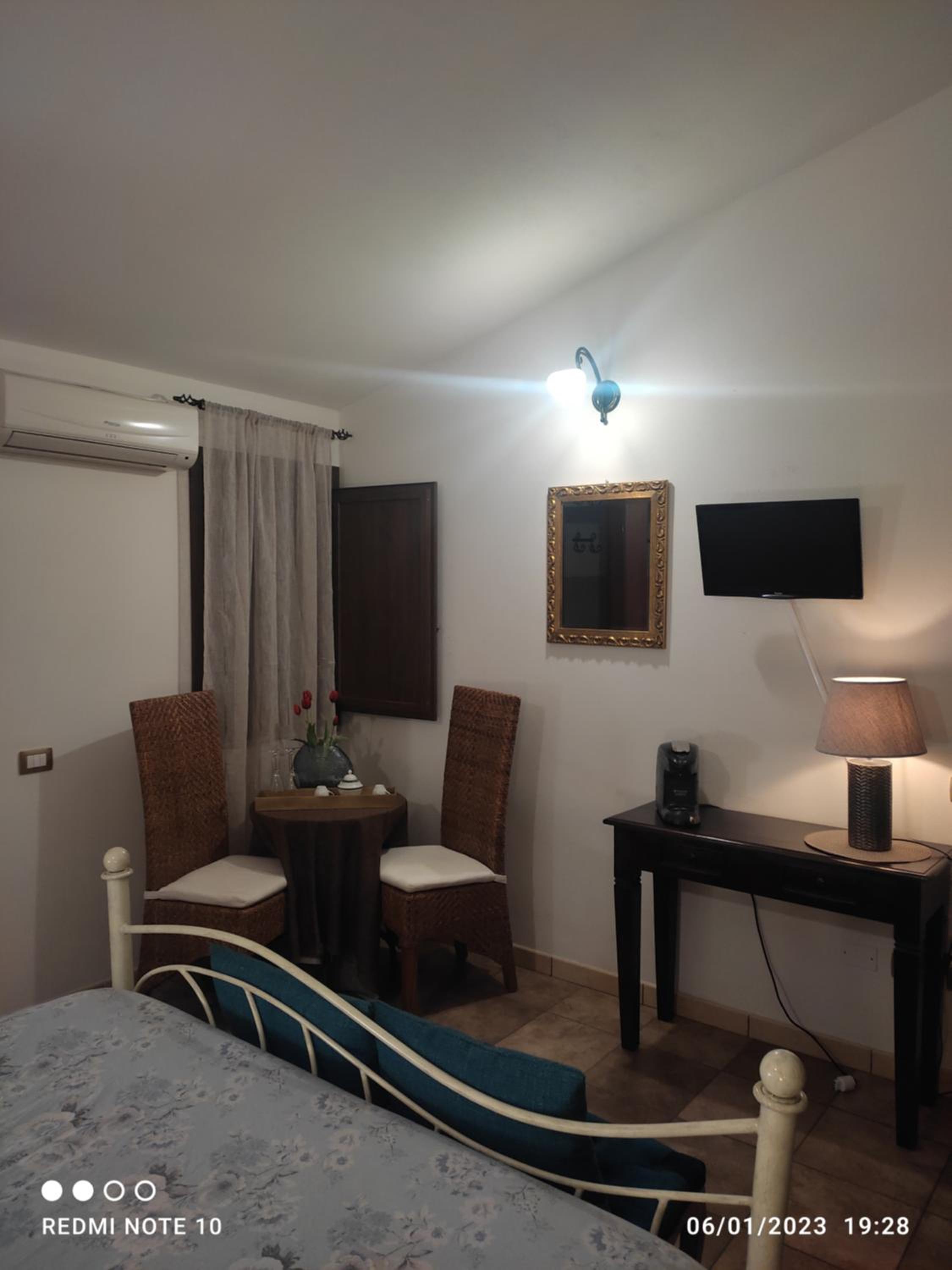 Triple Room with Private Bathroom photo 1