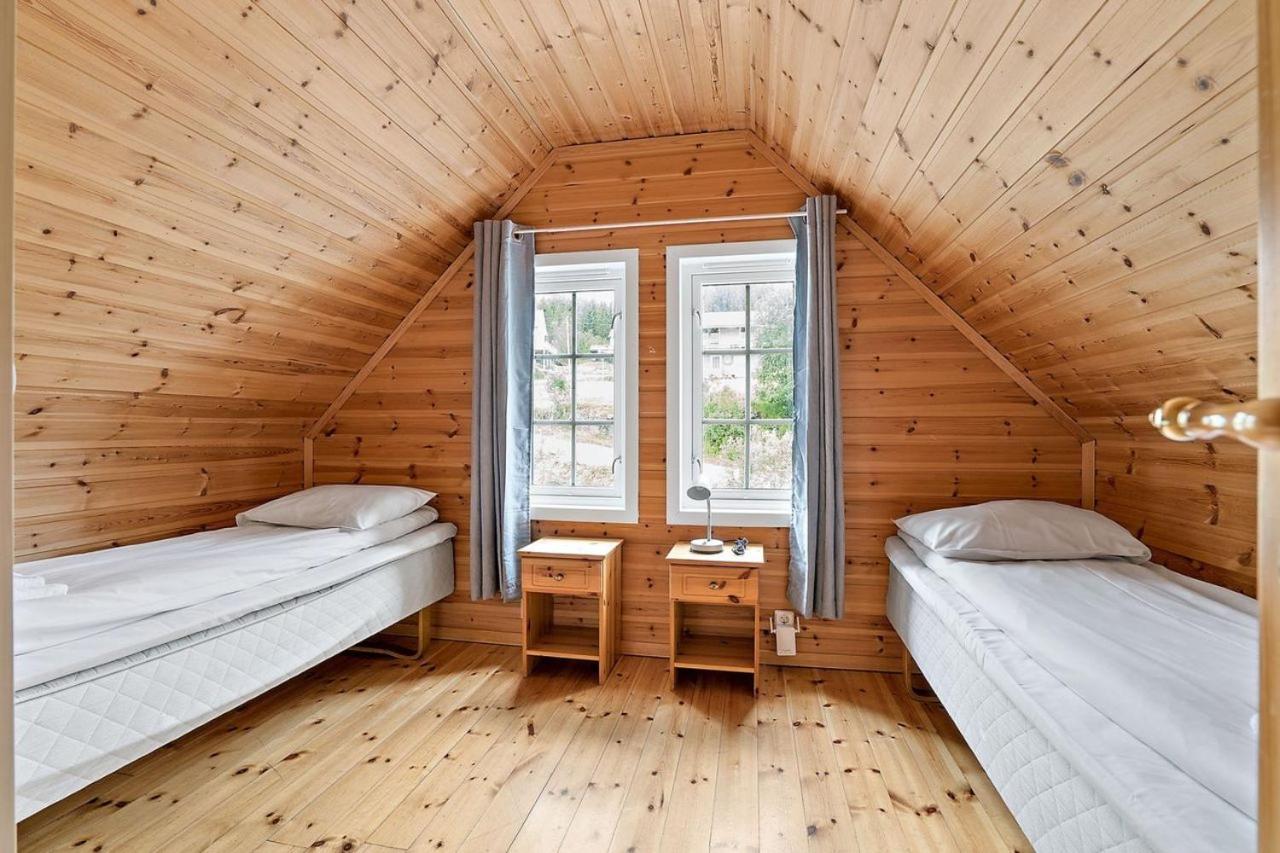 Three-Bedroom House photo 1