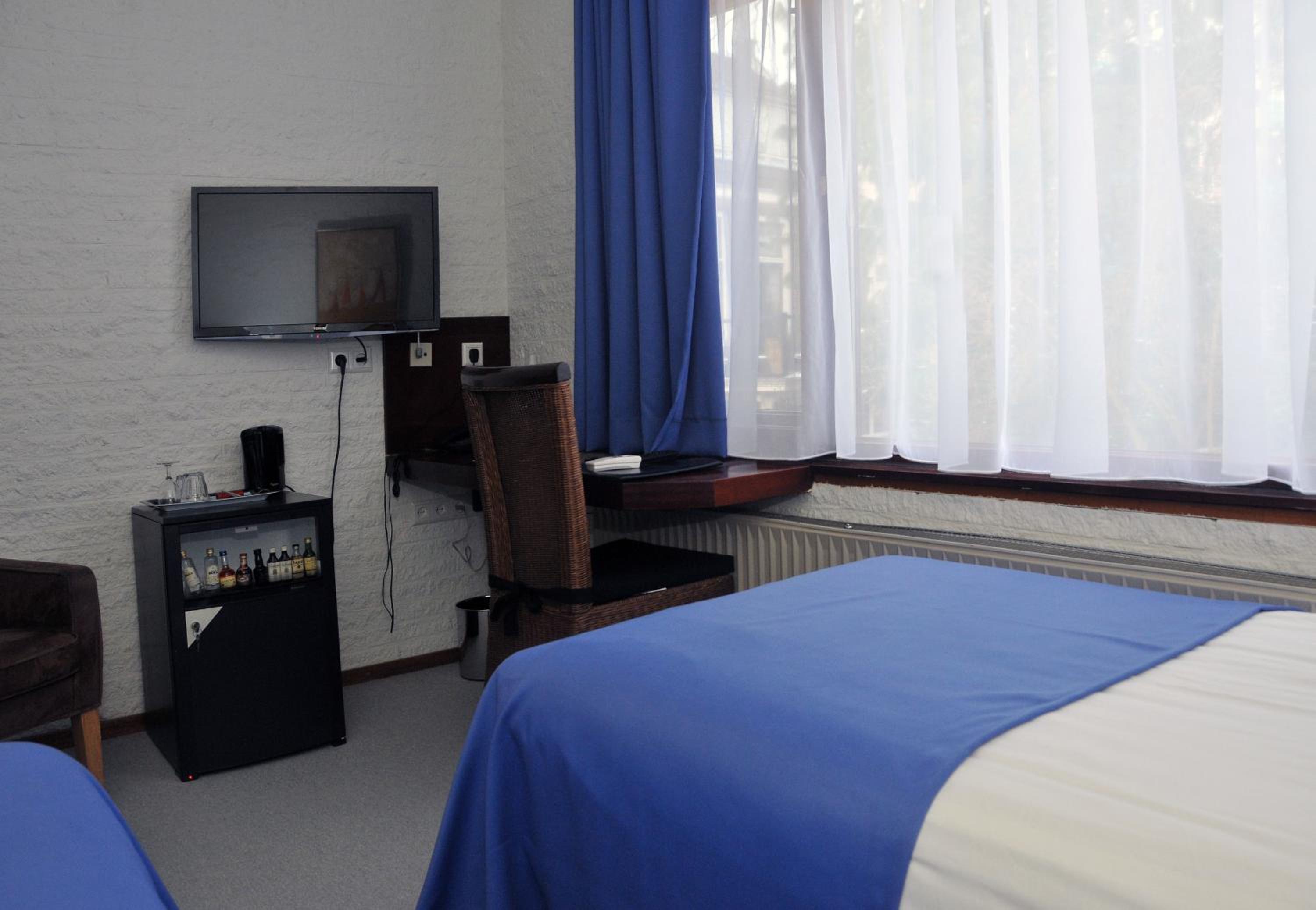 Standard Double Room - Photo 4