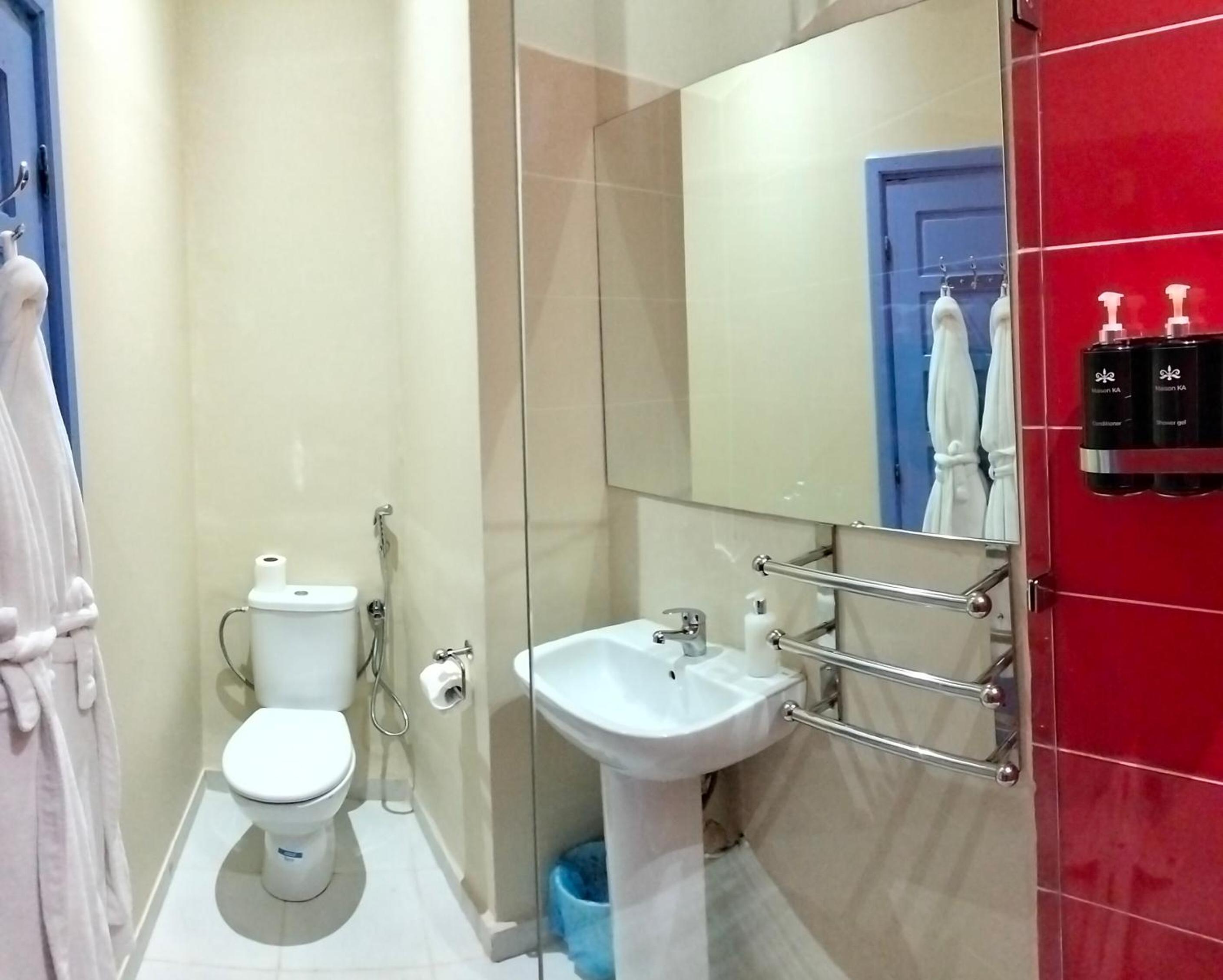 Comfort Triple Room with Shower - Photo 47
