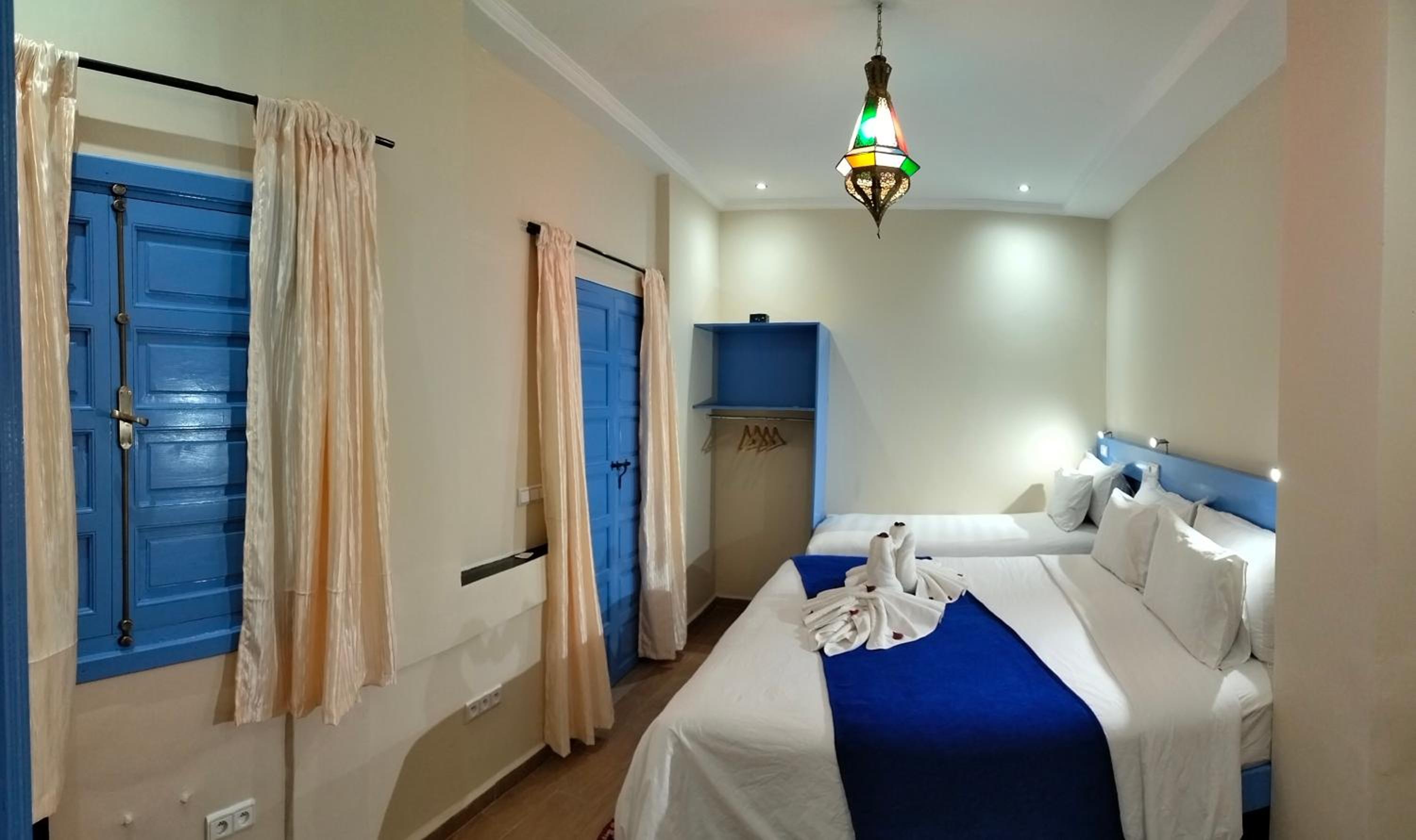 Comfort Triple Room with Shower - Photo 49
