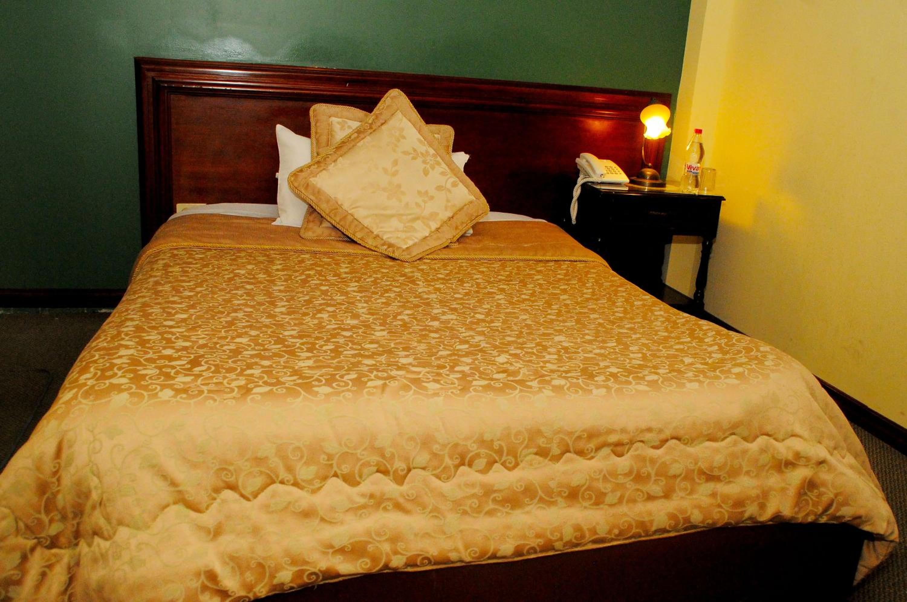 Single Room photo 3