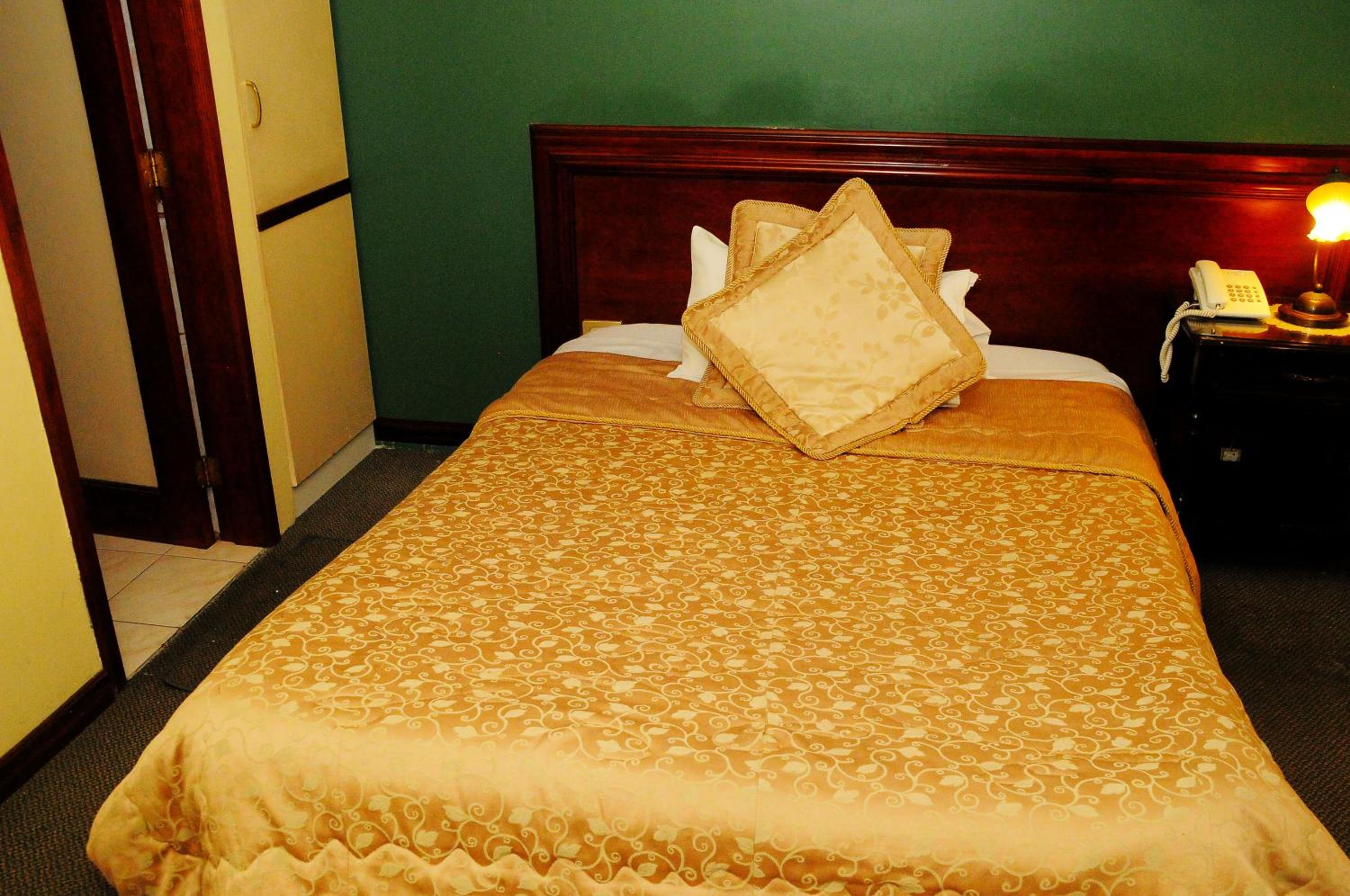 Single Room