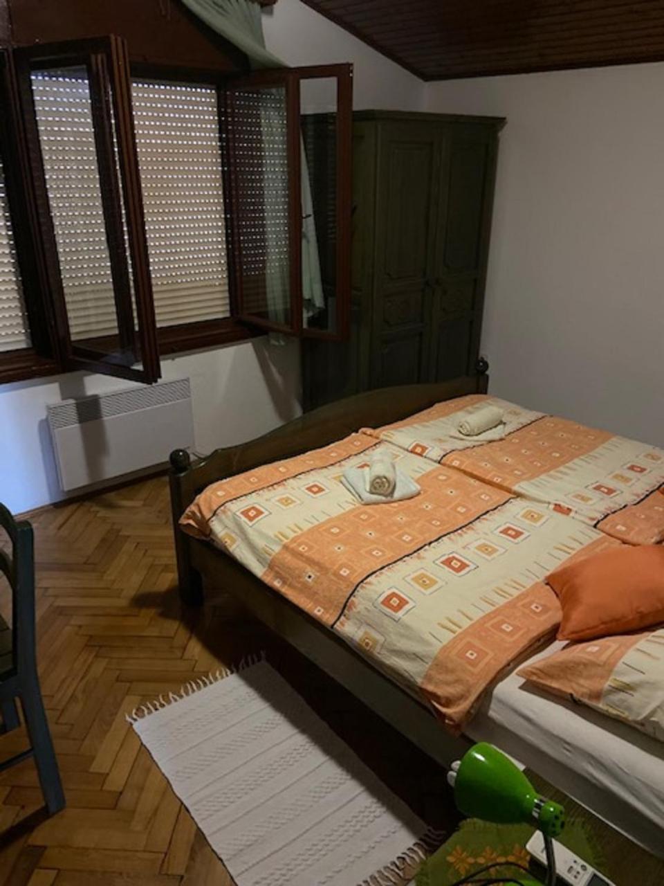 Double Room with Private Bathroom photo 1