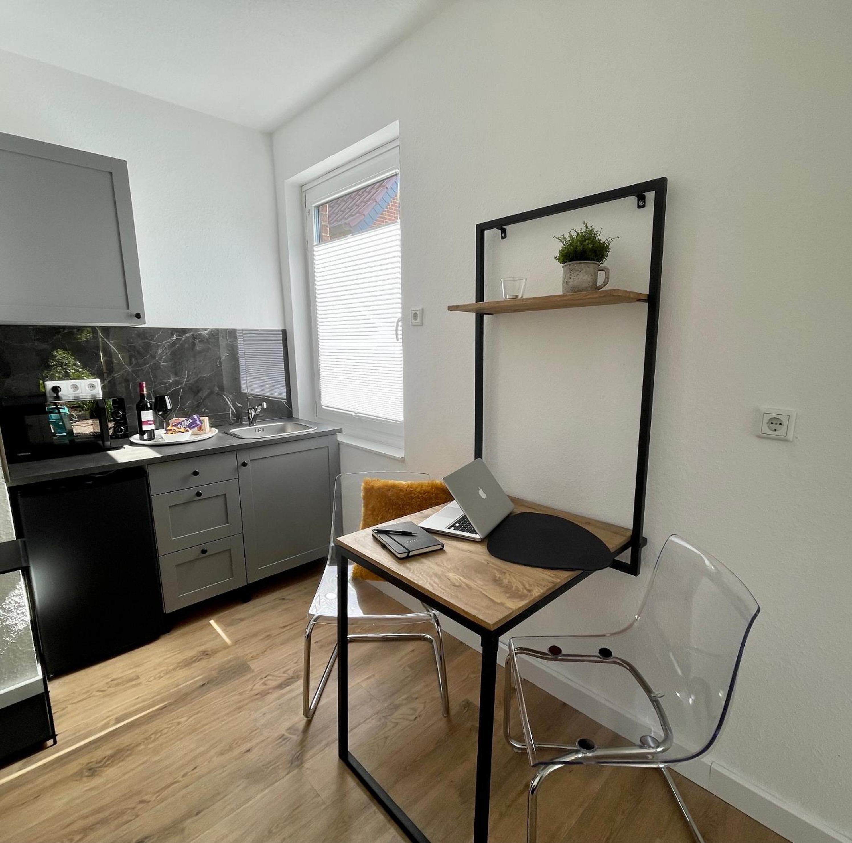 One-Bedroom Apartment photo 2