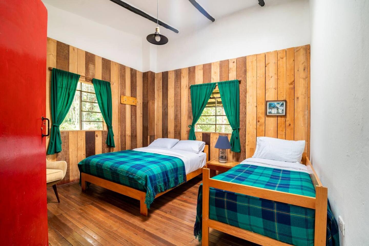 Three-Bedroom Chalet photo 3