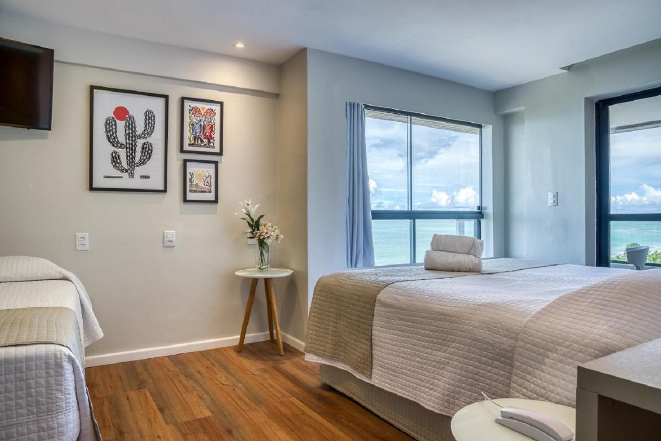 Comfort Plus Front Sea With Balcony