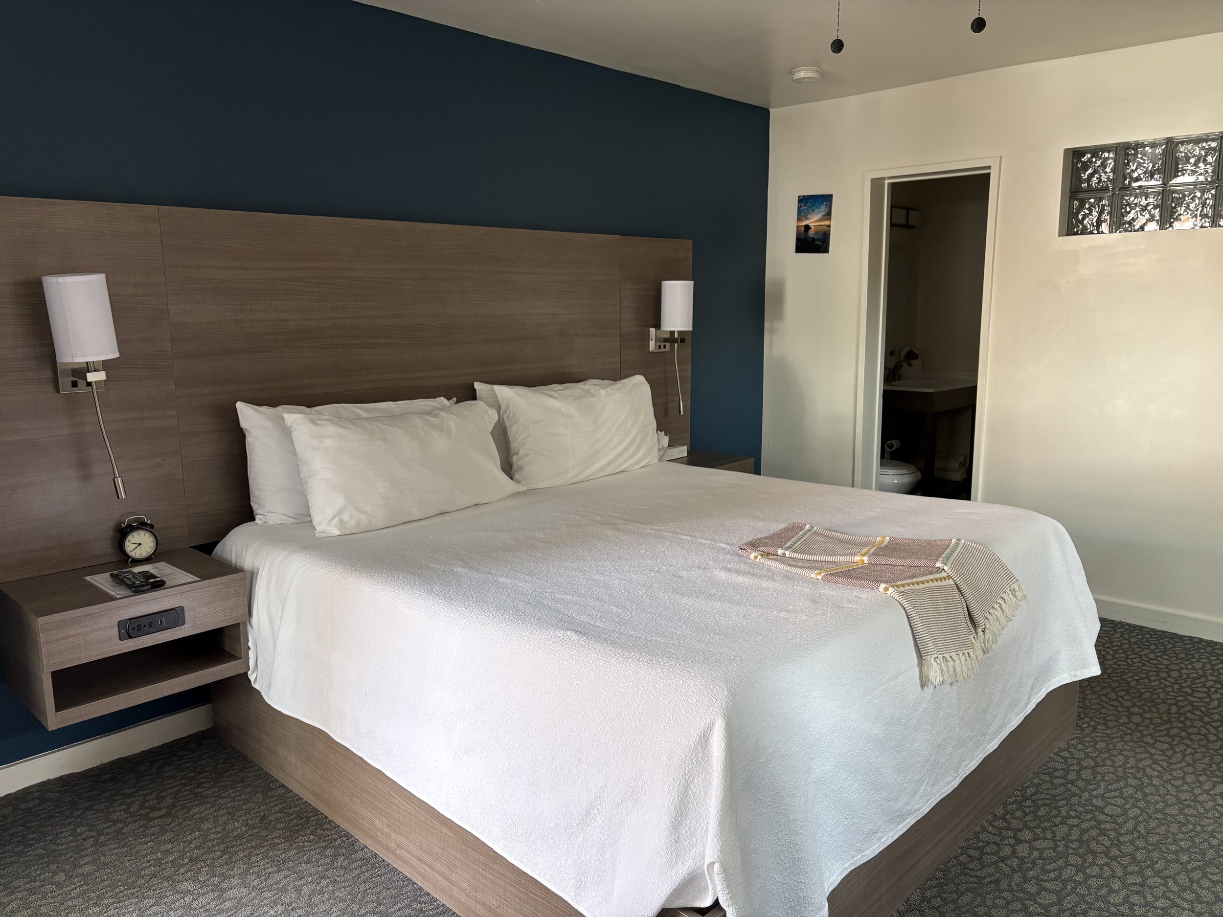 Deluxe room, 1 king bed, non smoking