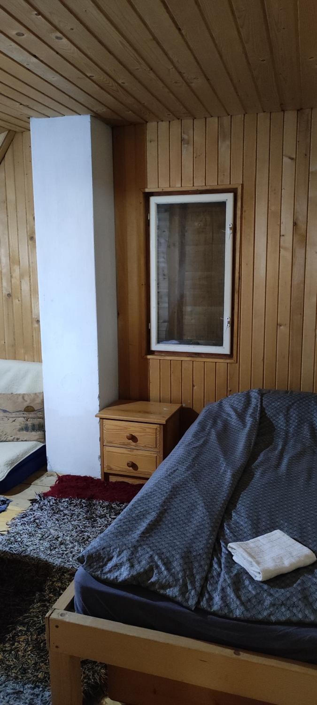 Three-Bedroom House photo 3