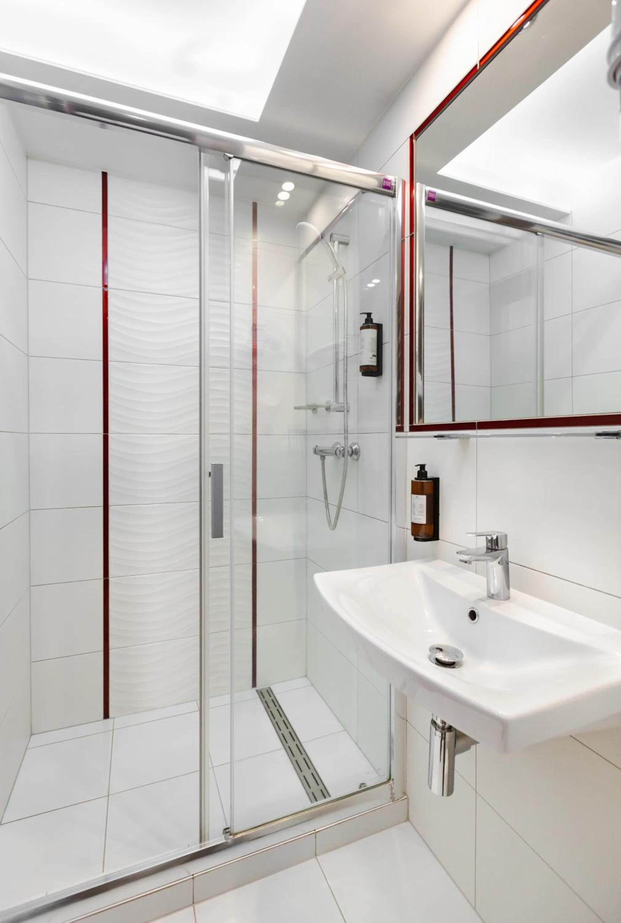 Studio Apartment photo 3