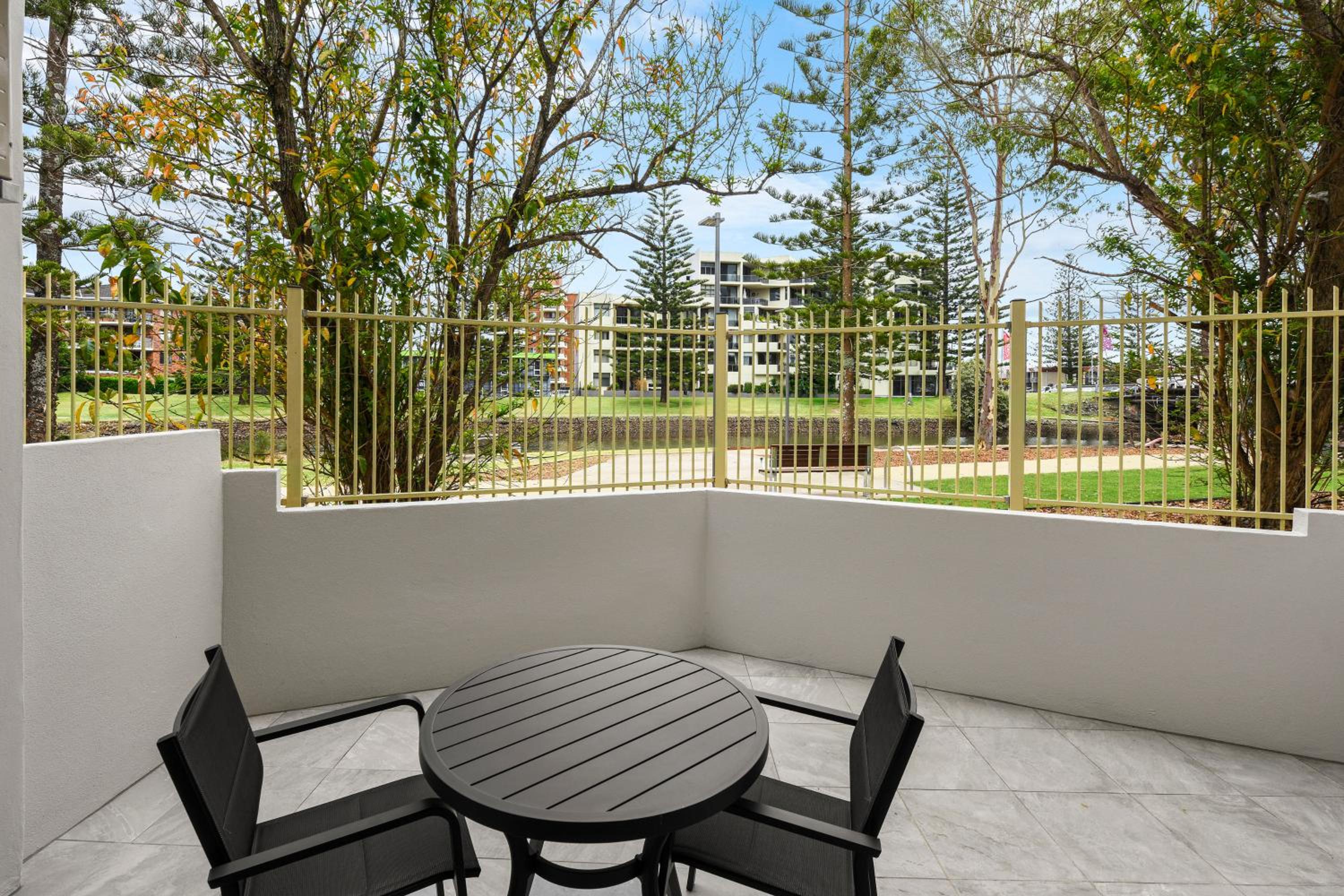 Family Room with Courtyard - Photo 5