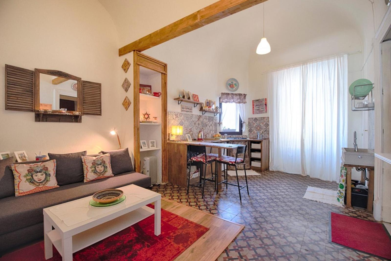One-Bedroom Apartment