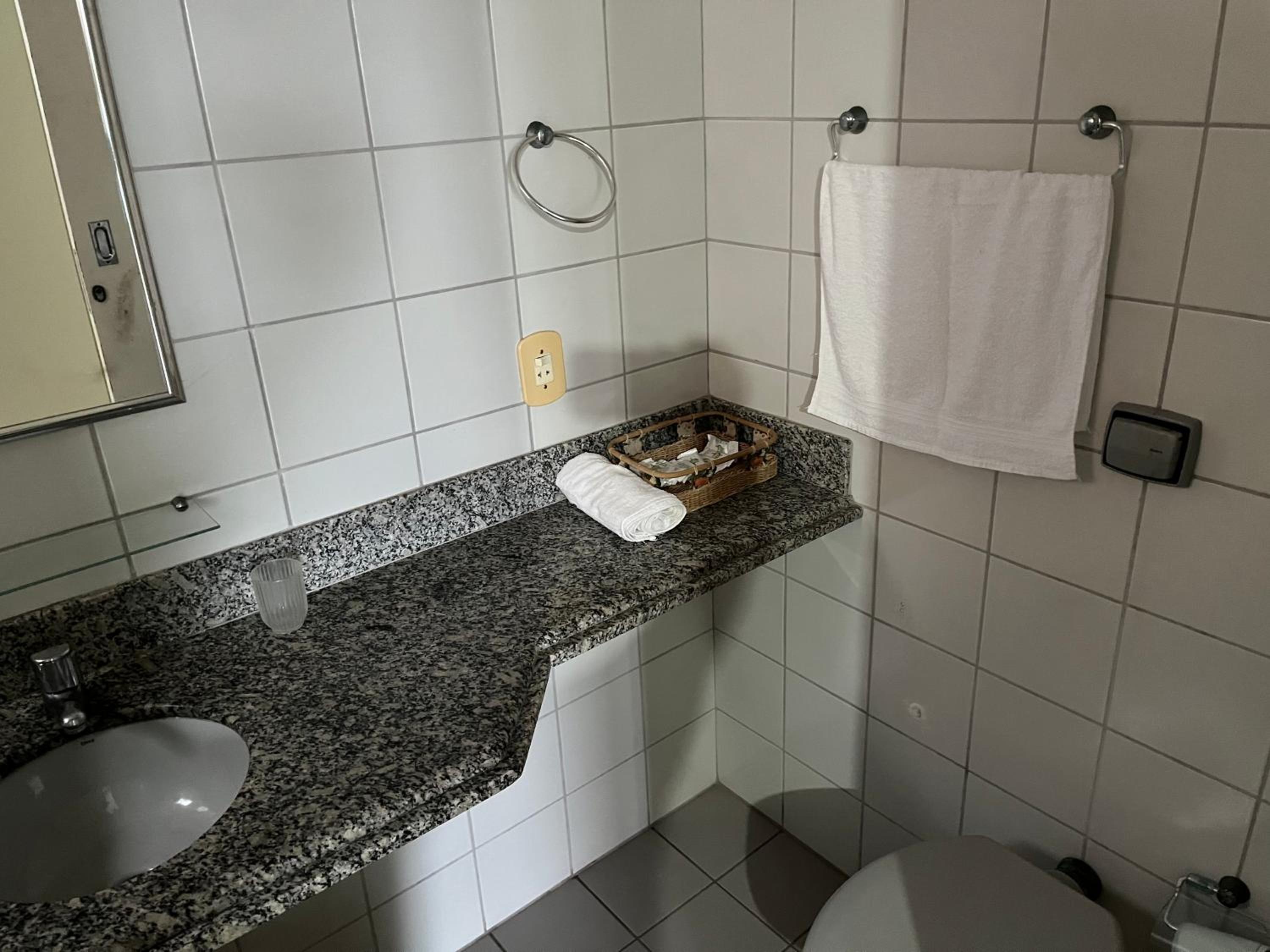 Apartment with Sea View - Photo 7