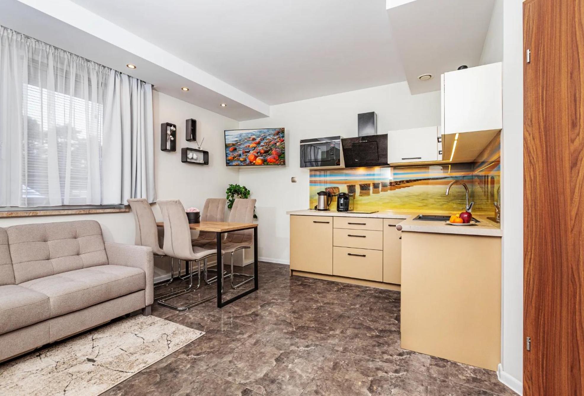 Apartment - Ground Floor photo 2