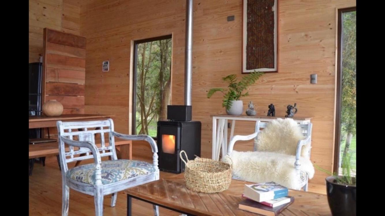 Two-Bedroom Bungalow photo 3