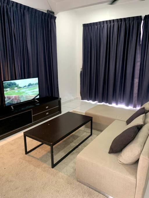 One-Bedroom House photo 2