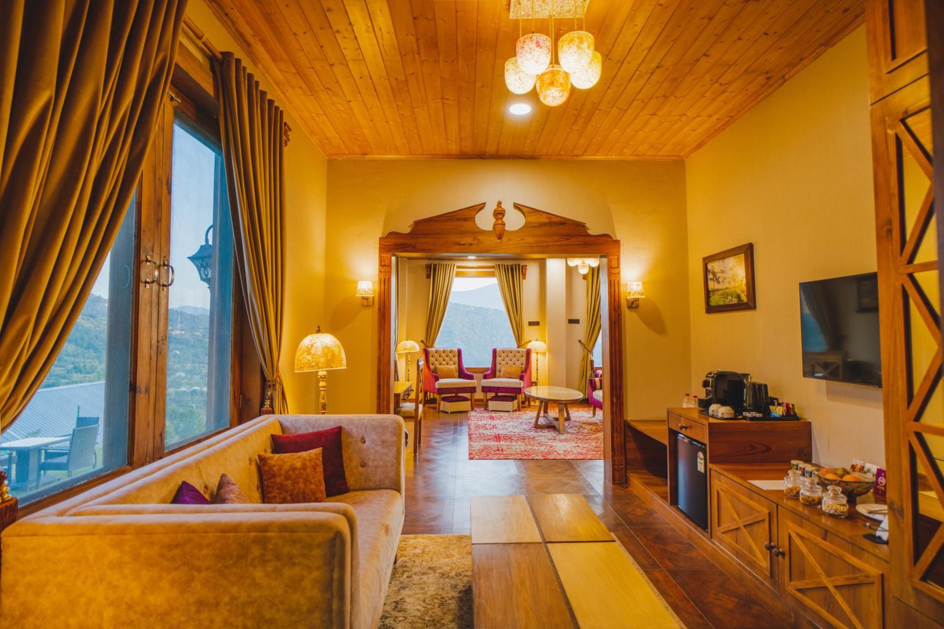 Mountain View Suite and Complimentary Unlimited Gondola Rides