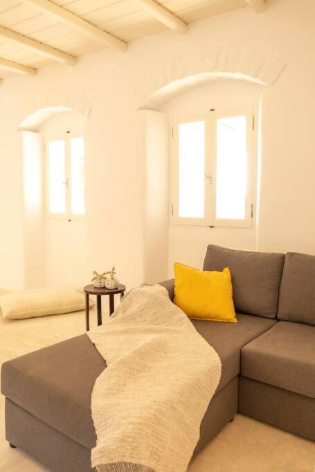 Three-Bedroom House photo 1