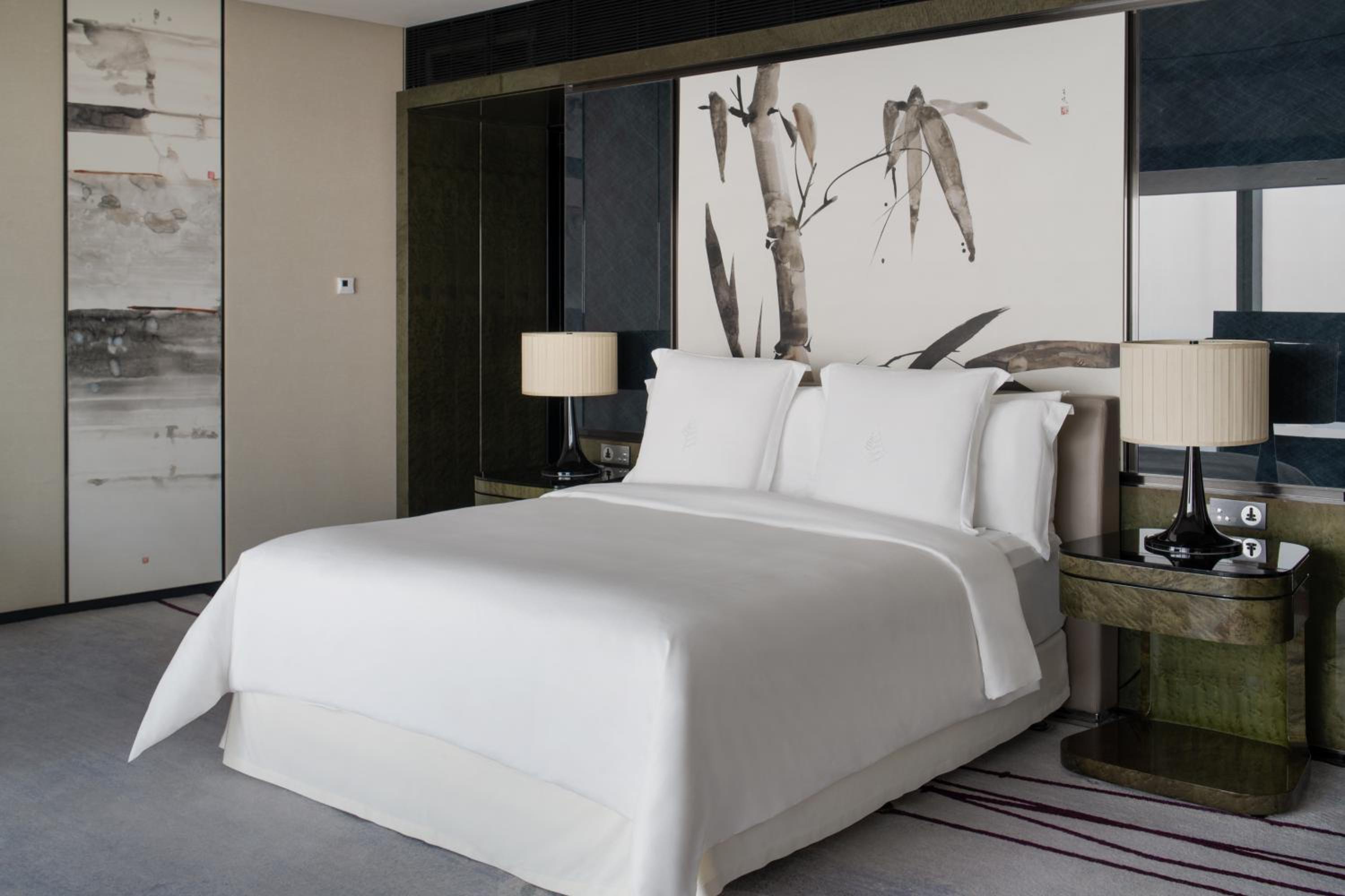 Tower King Room with City View - Photo 3