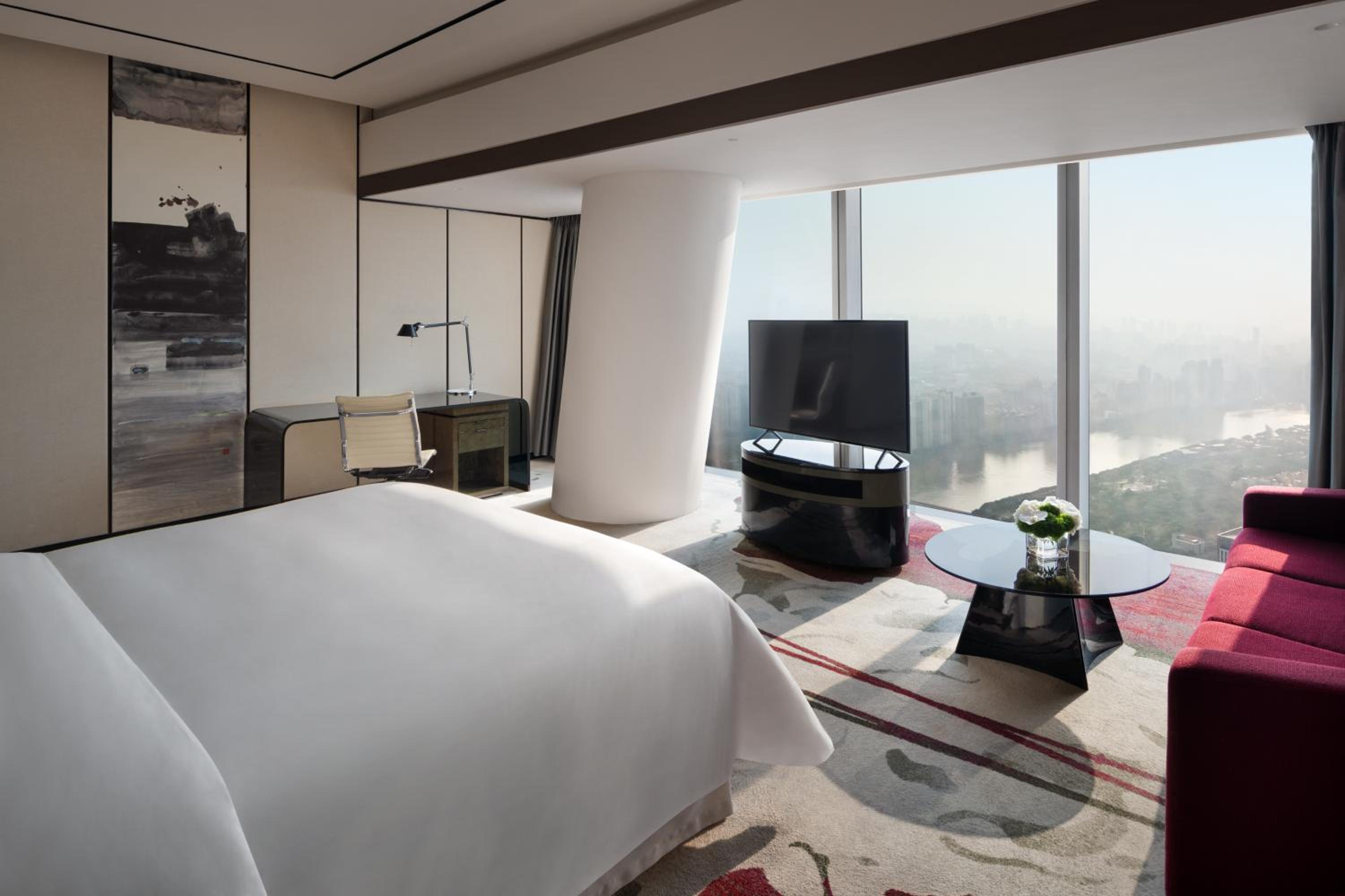 Premier King Room with River View - Photo 1