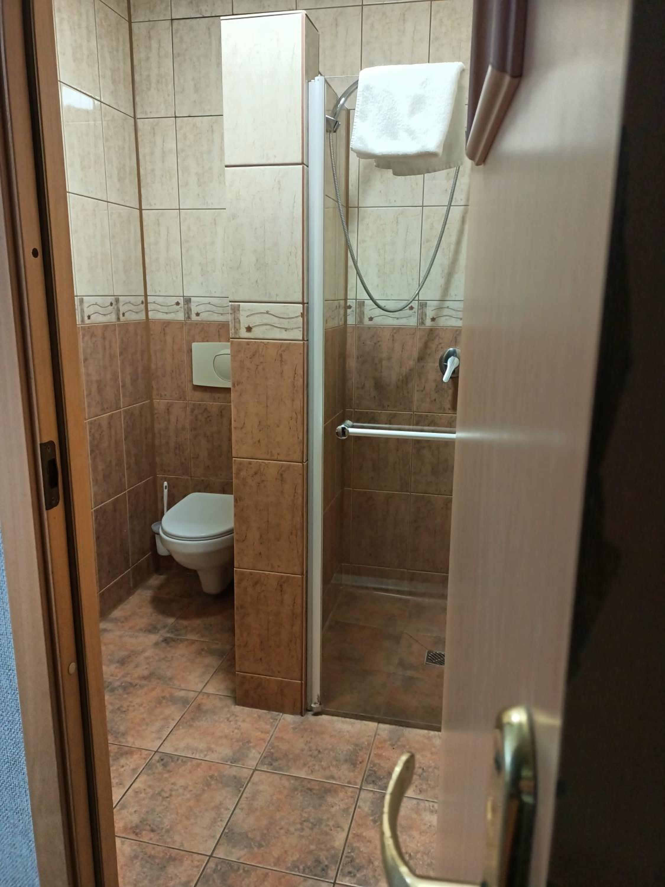 Double Room - Photo 2