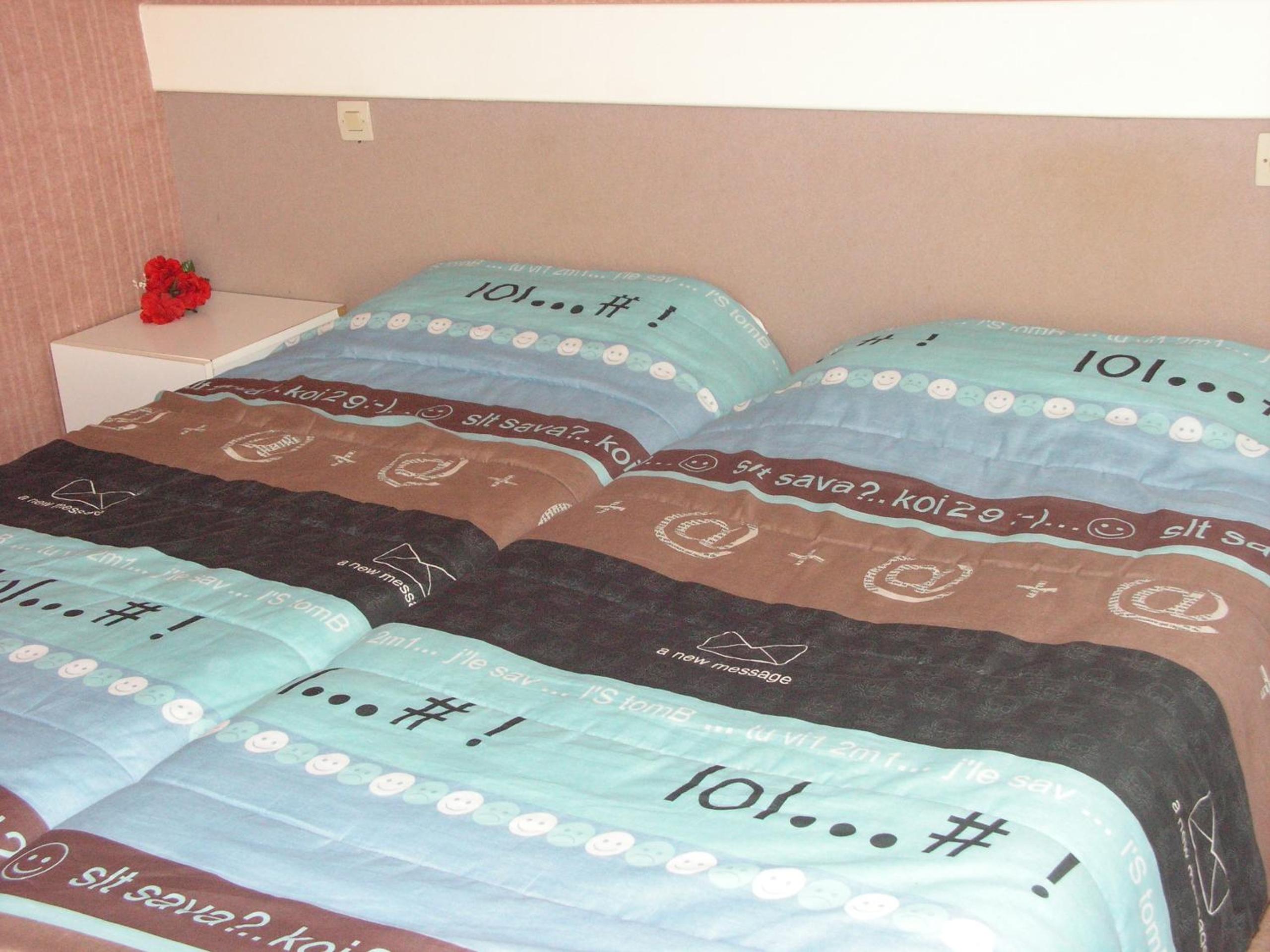 Twin Room - Photo 2