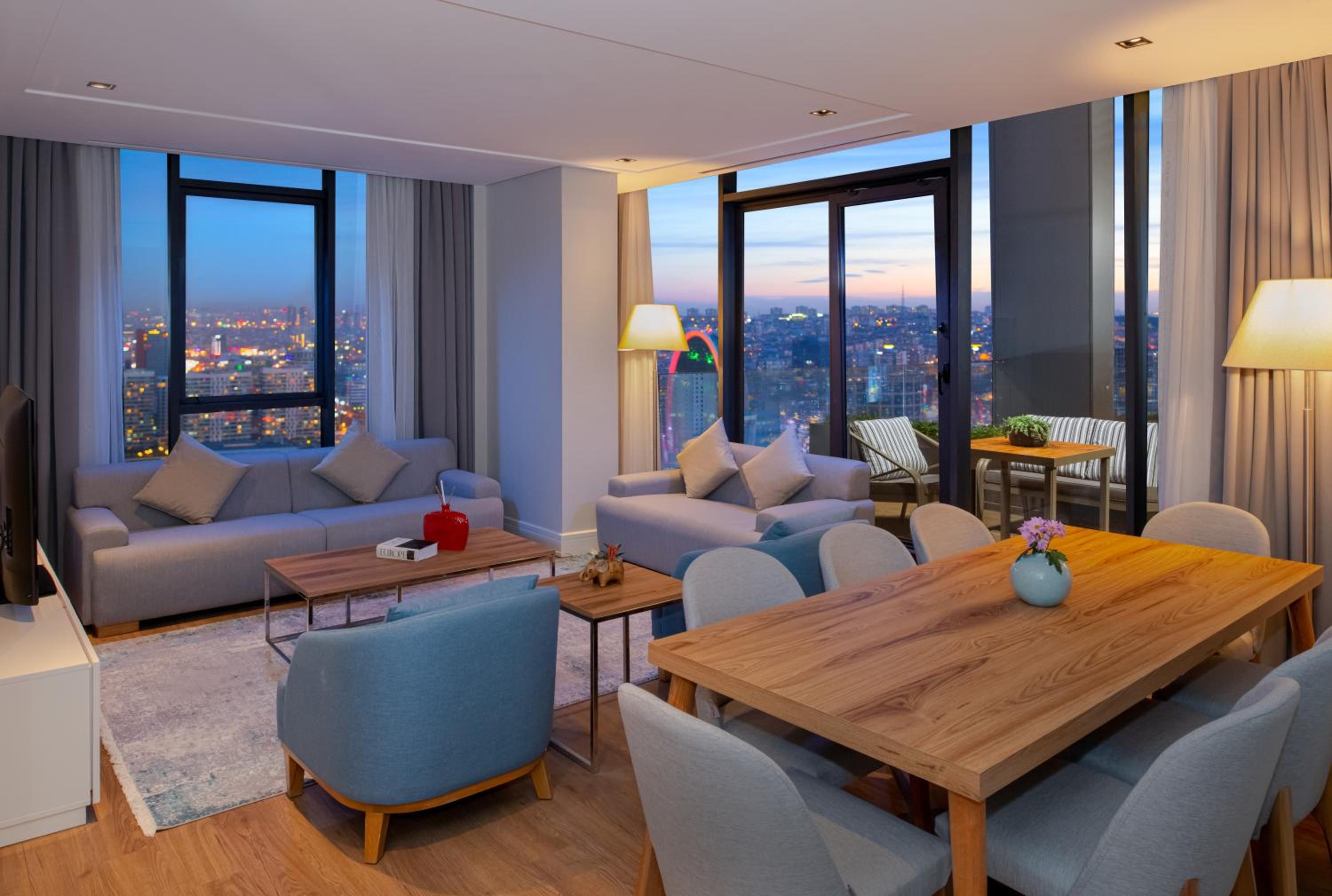 Deluxe Four Bedroom with Terrace