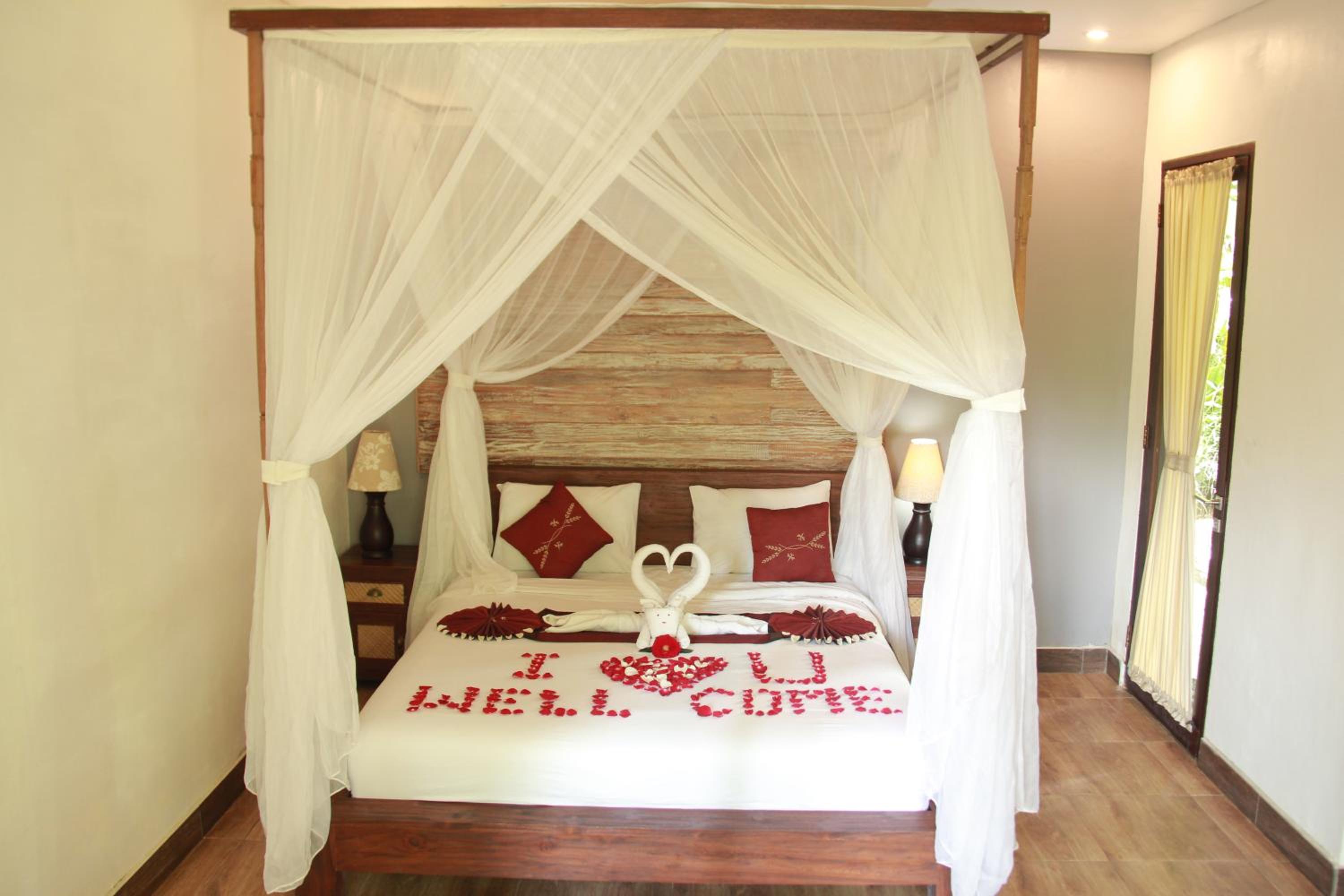 Deluxe Room - Photo 19