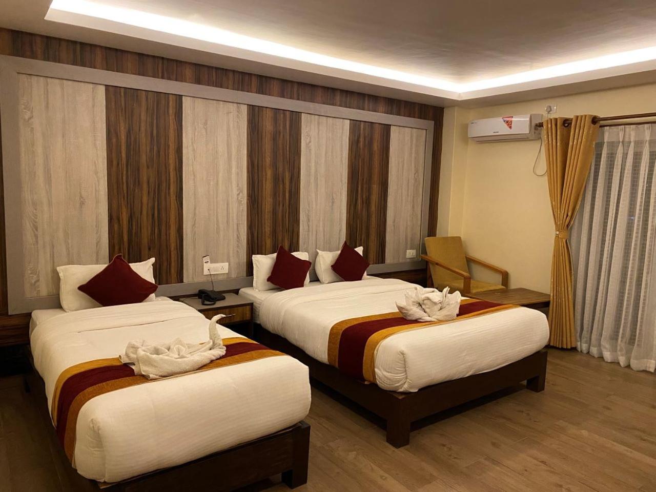 Deluxe Family Suite