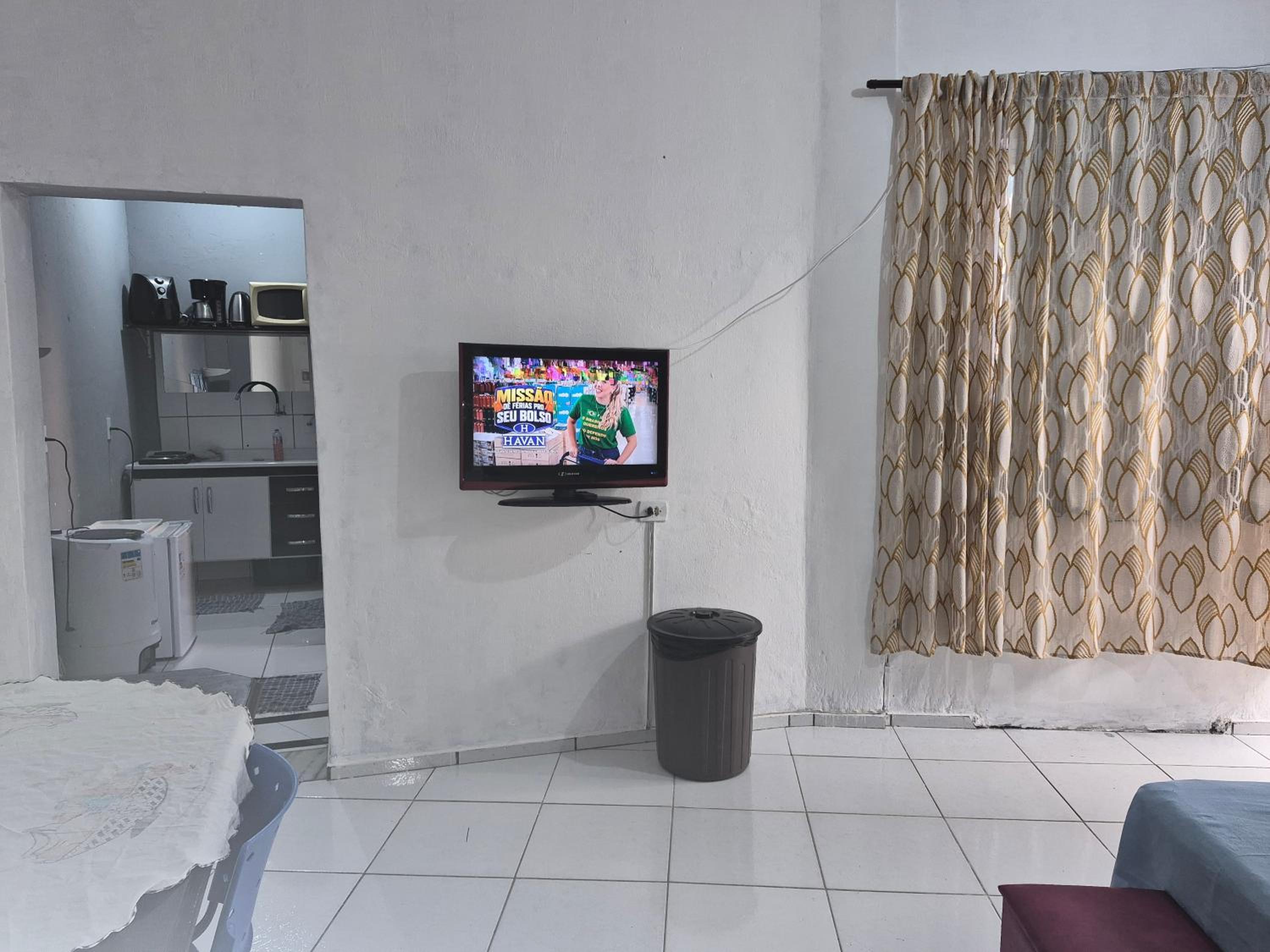 Quadruple Room with Private Bathroom photo 3