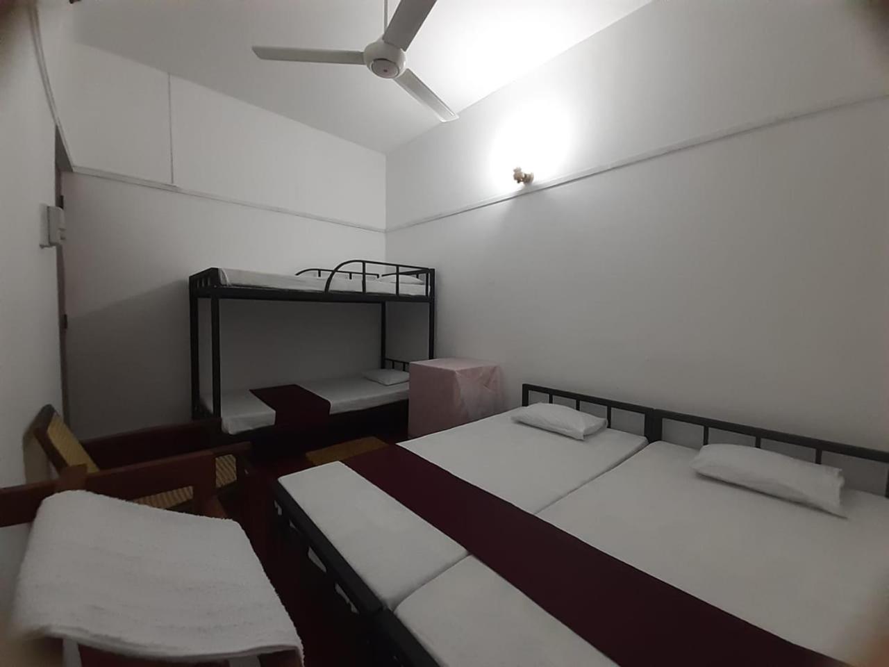 Single Bed in 4-Bed Dormitory Room photo 2