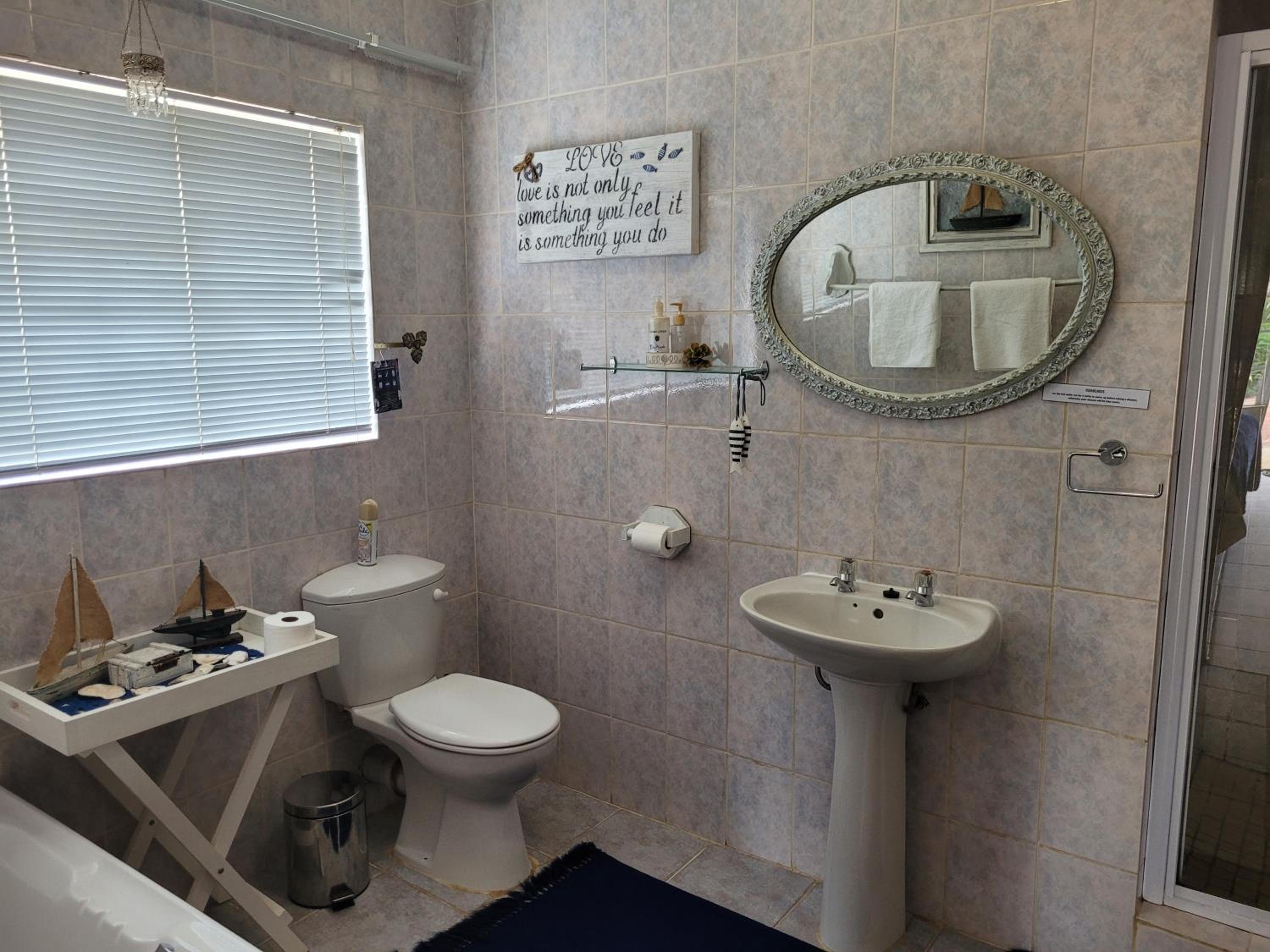 Deluxe Double or Twin Room photo 3