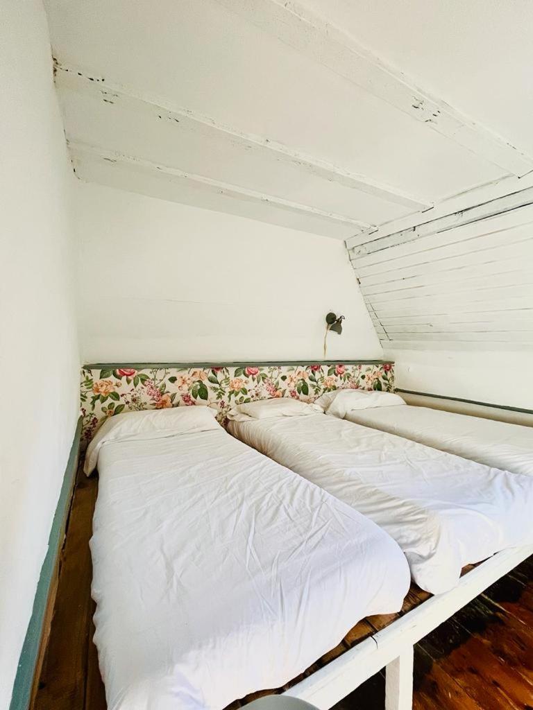 Quadruple Room with Shared Bathroom