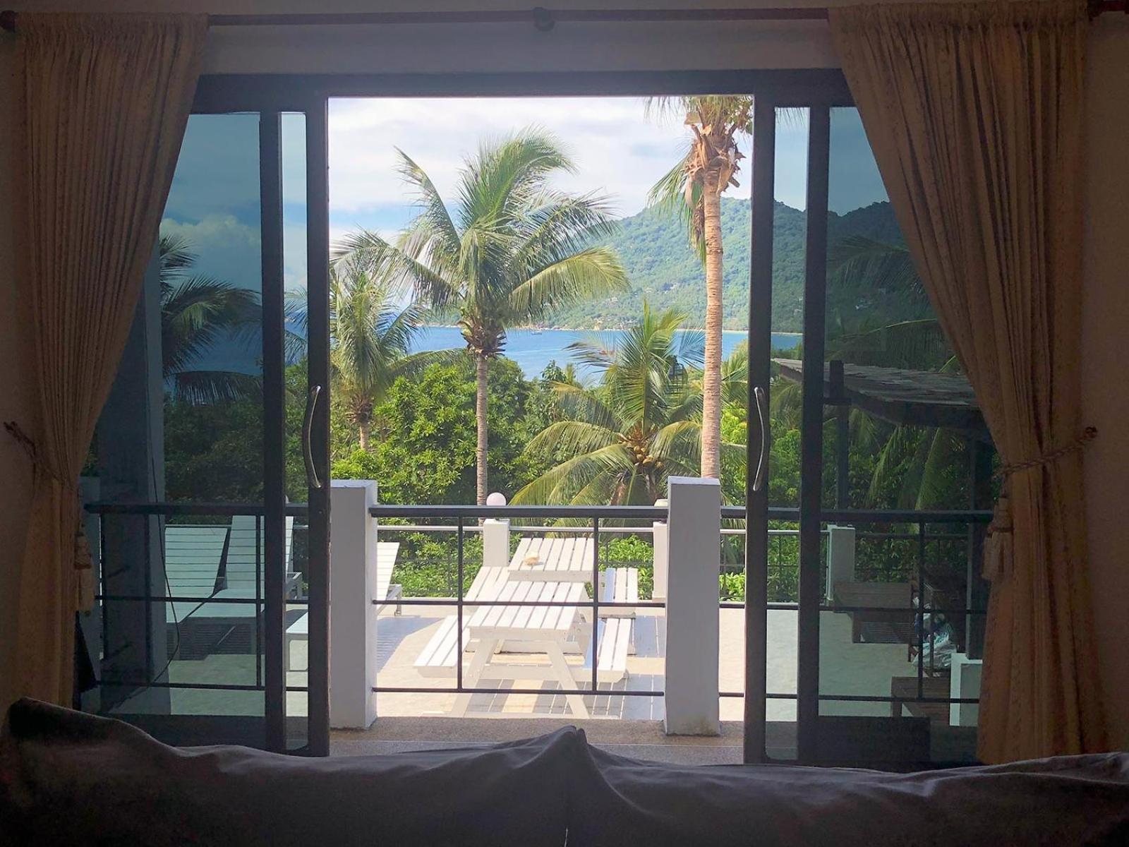 Apartment with Sea View photo 2