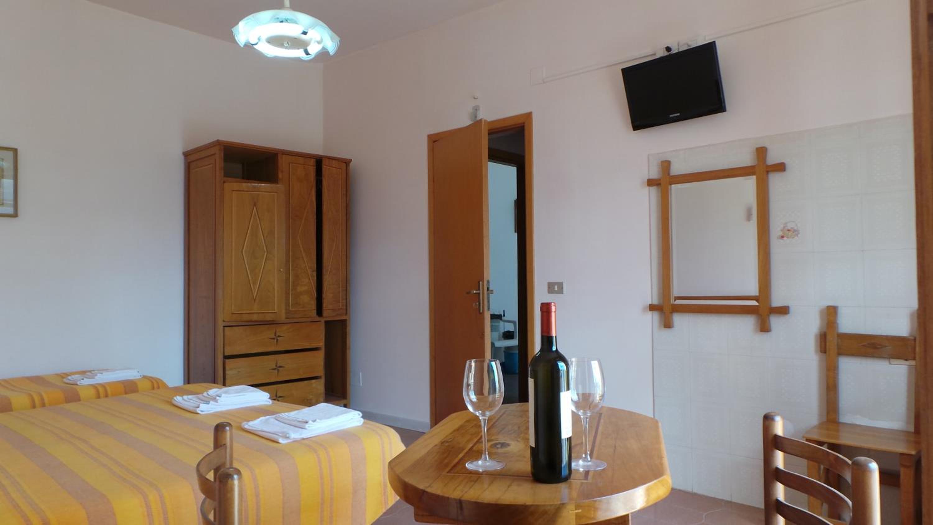 Triple Room with Balcony photo 1