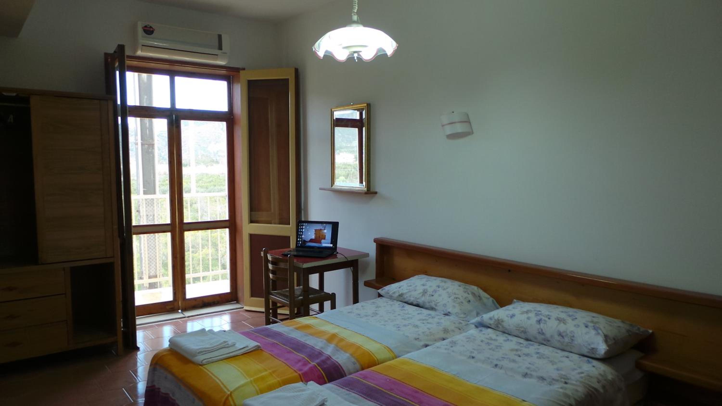 Twin Room with Bathroom