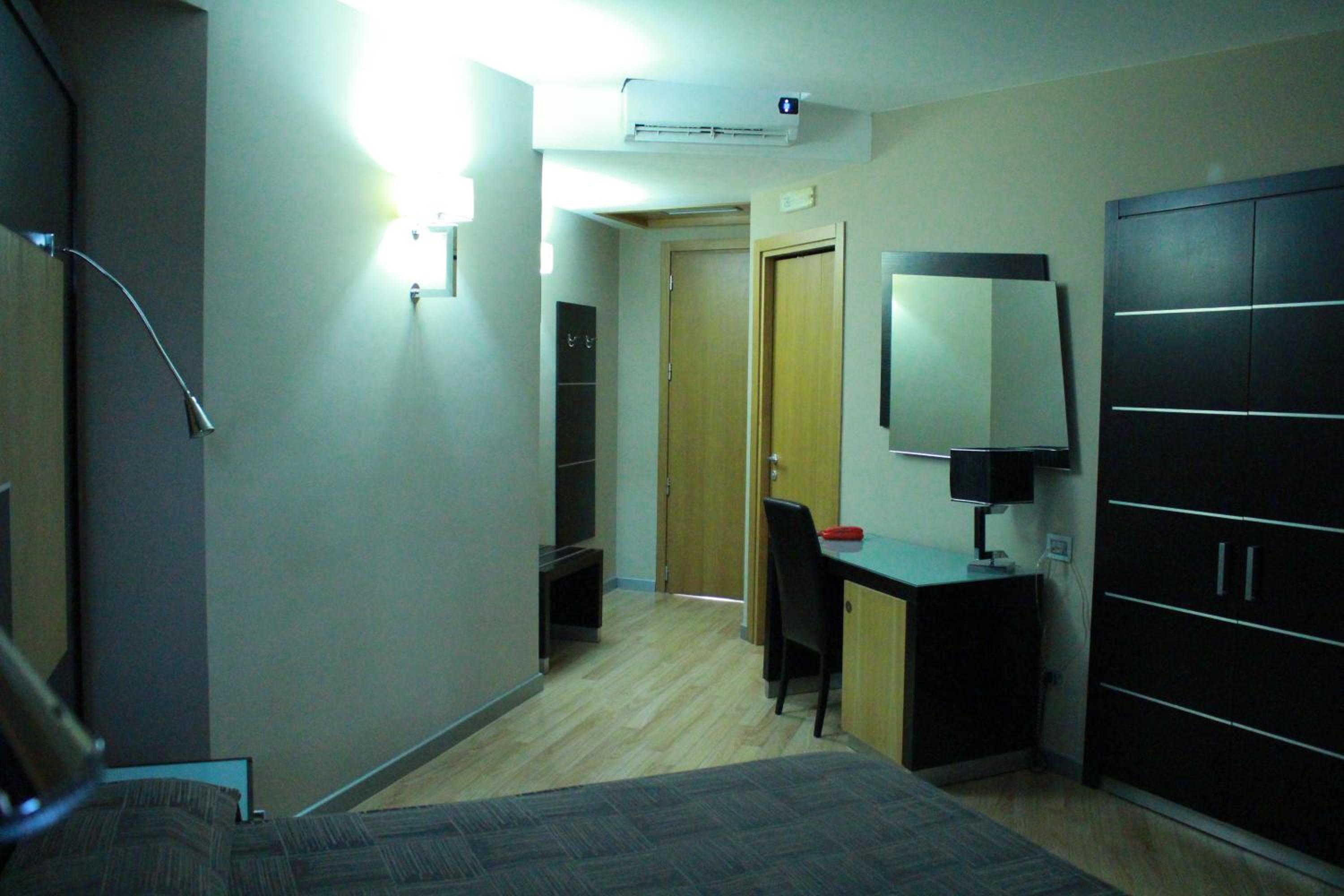 Comfort Single Room