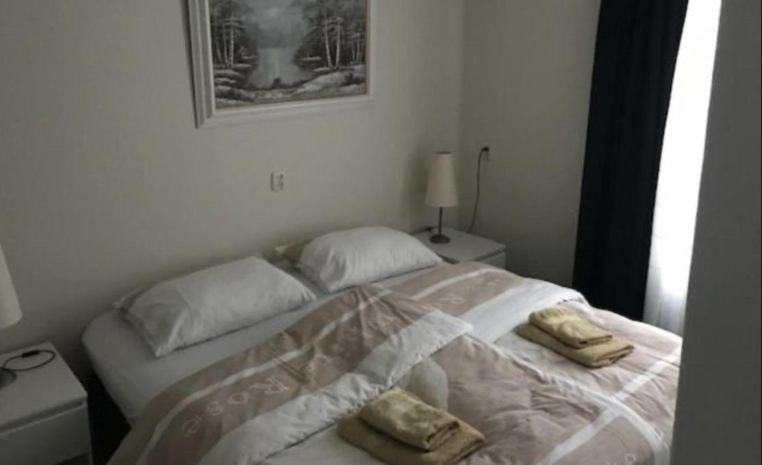 Double Room with Private Bathroom photo 3