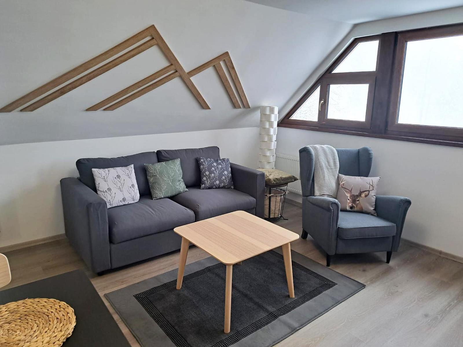 One-Bedroom Suite with Balcony (2 Adults) - Photo 3
