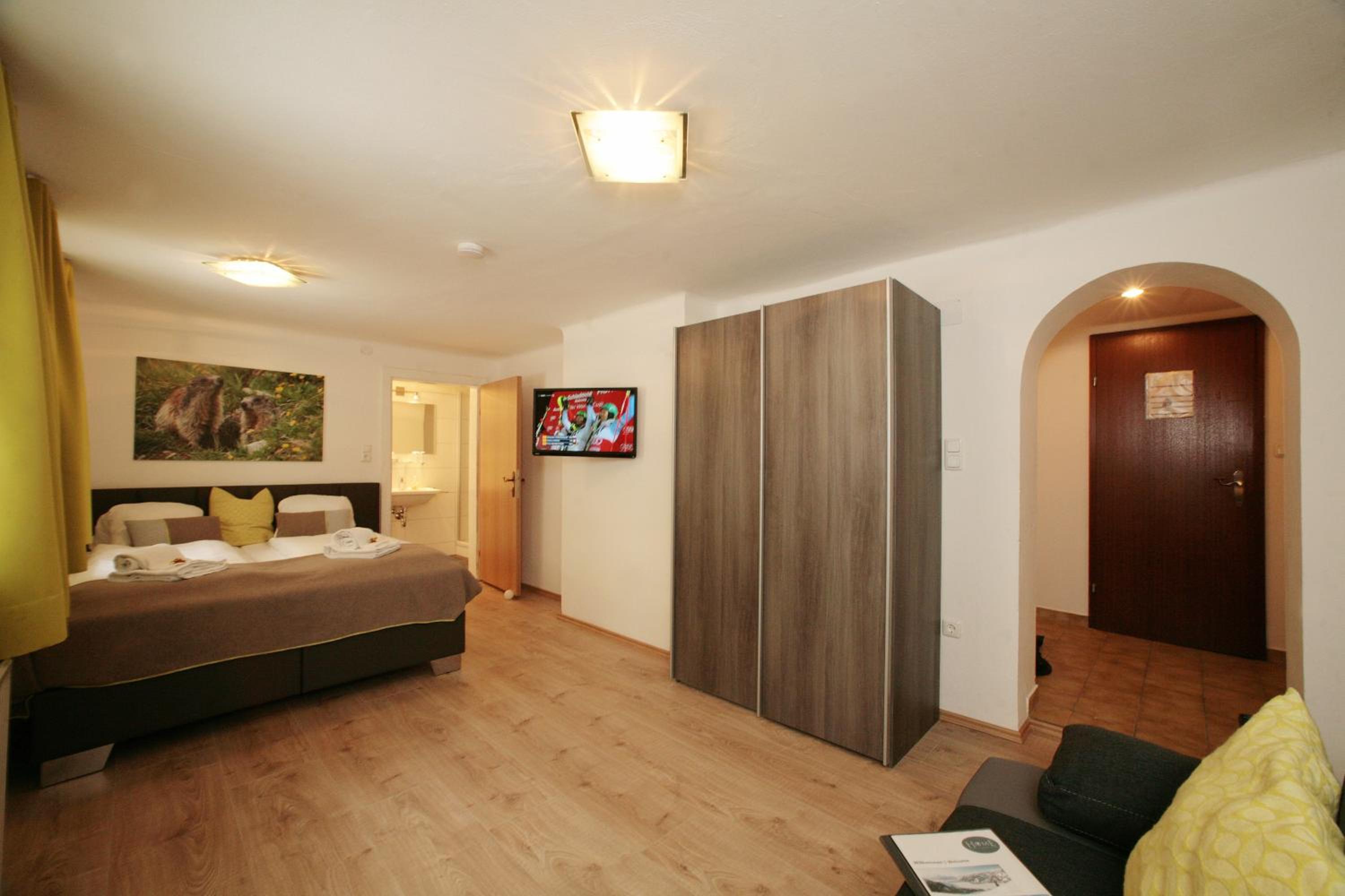Double Room - Basement photo 2