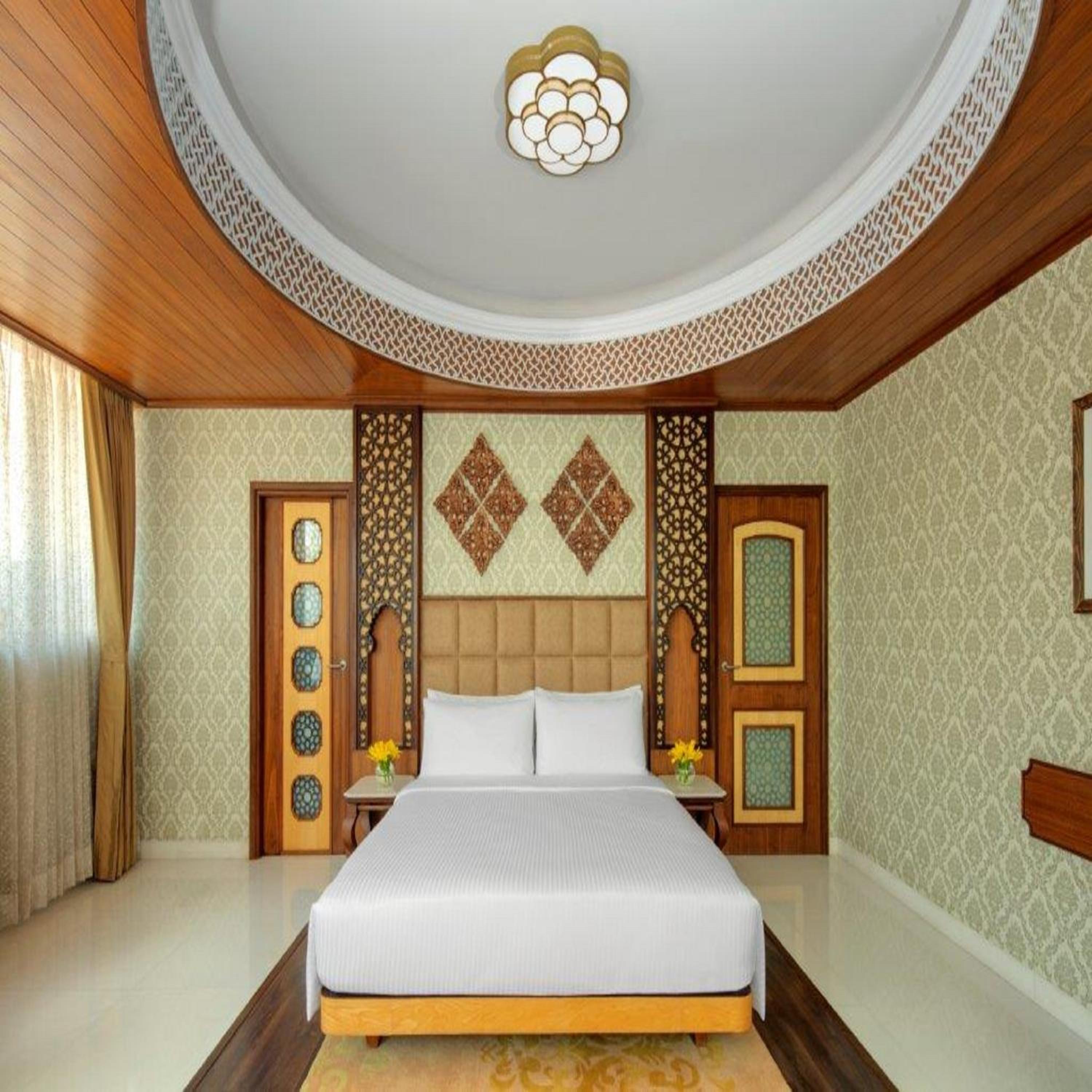 One-Bedroom Suite: 10% off on Food & Soft Beverages,Up to 20% off on SPA,02 Pints Beer, special kids welcome/in room amenities, Complimentary INR 500 Credit on F&Soft Beverage with min spend of 2000 INR(once per stay (per room)) One-Bedroom Suite: 10% off on Food & Soft Beverages,Up to 20% off on SPA,02 Pints Beer, special kids welcome/in room amenities, Complimentary INR 500 Credit on F&Soft Beverage with min spend of 2000 INR(once per stay (per room))