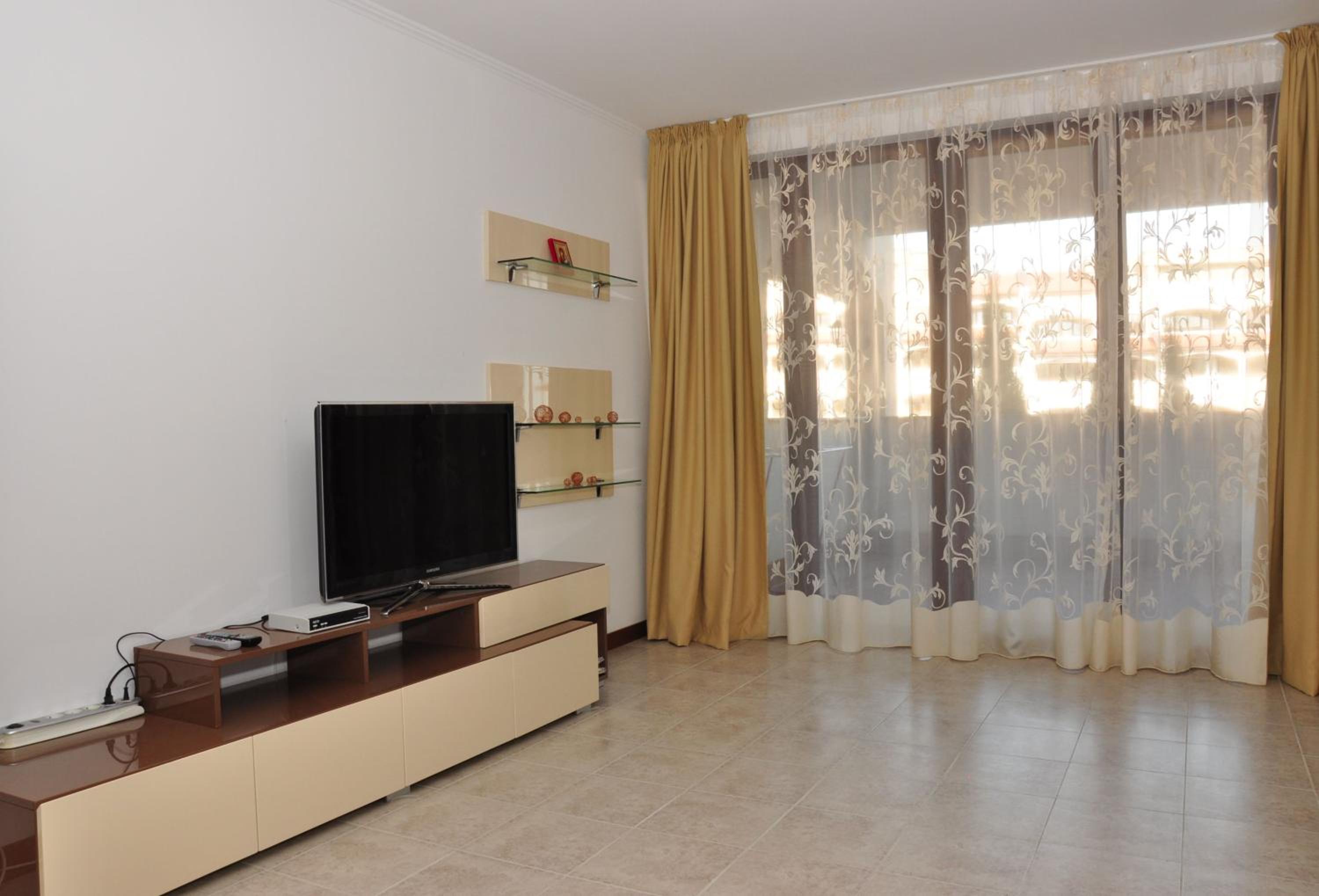Three-Bedroom Apartment photo 1
